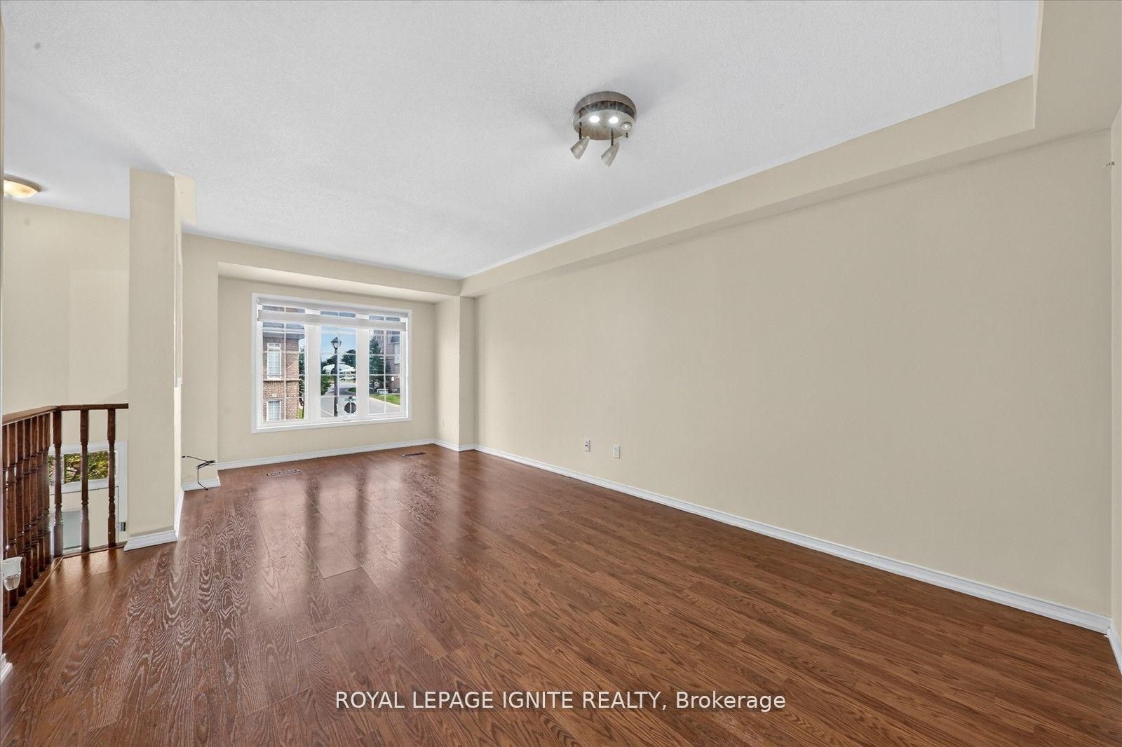 72 Oakins Lane Property Photo 6