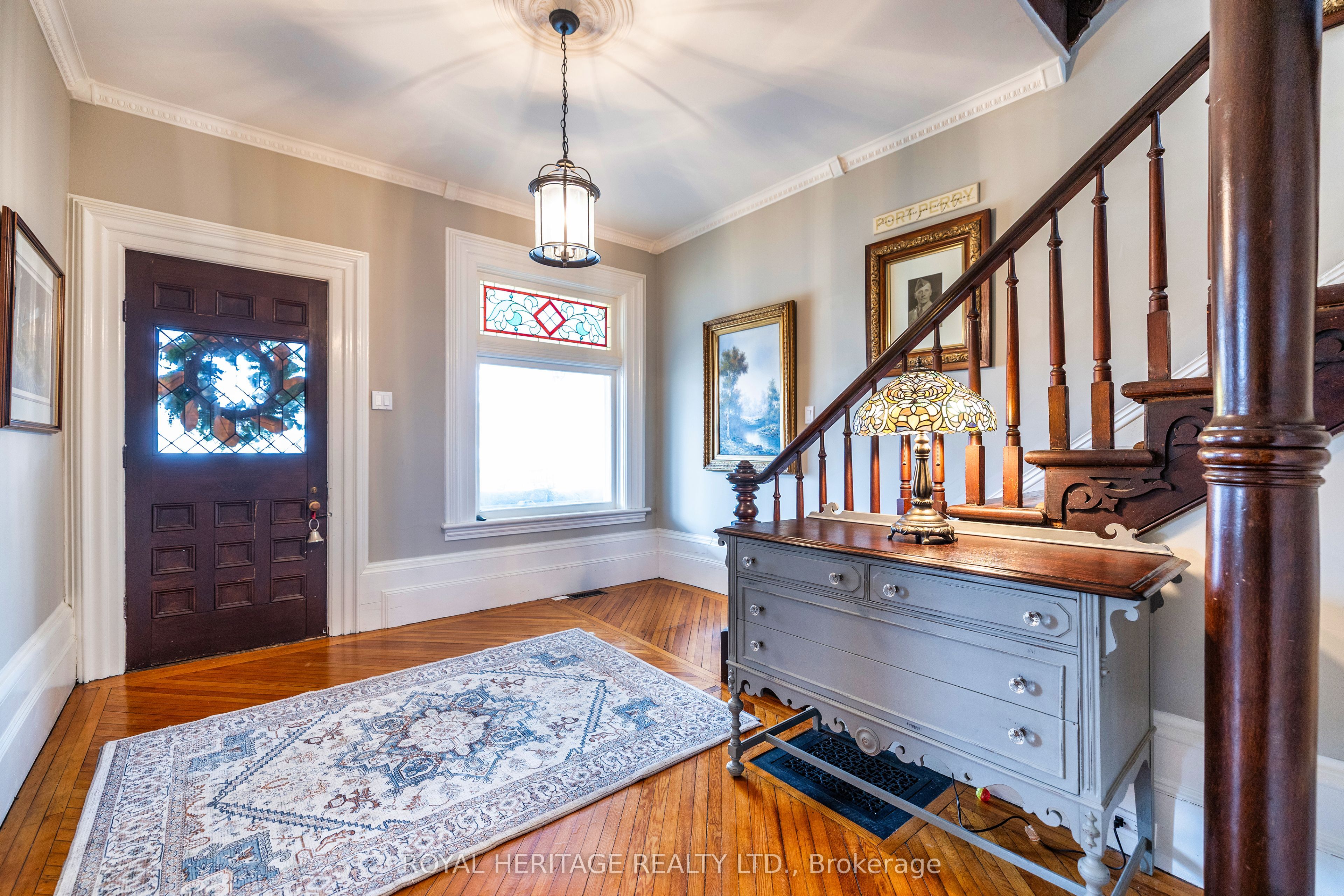220 Cochrane Street Property Photo 8