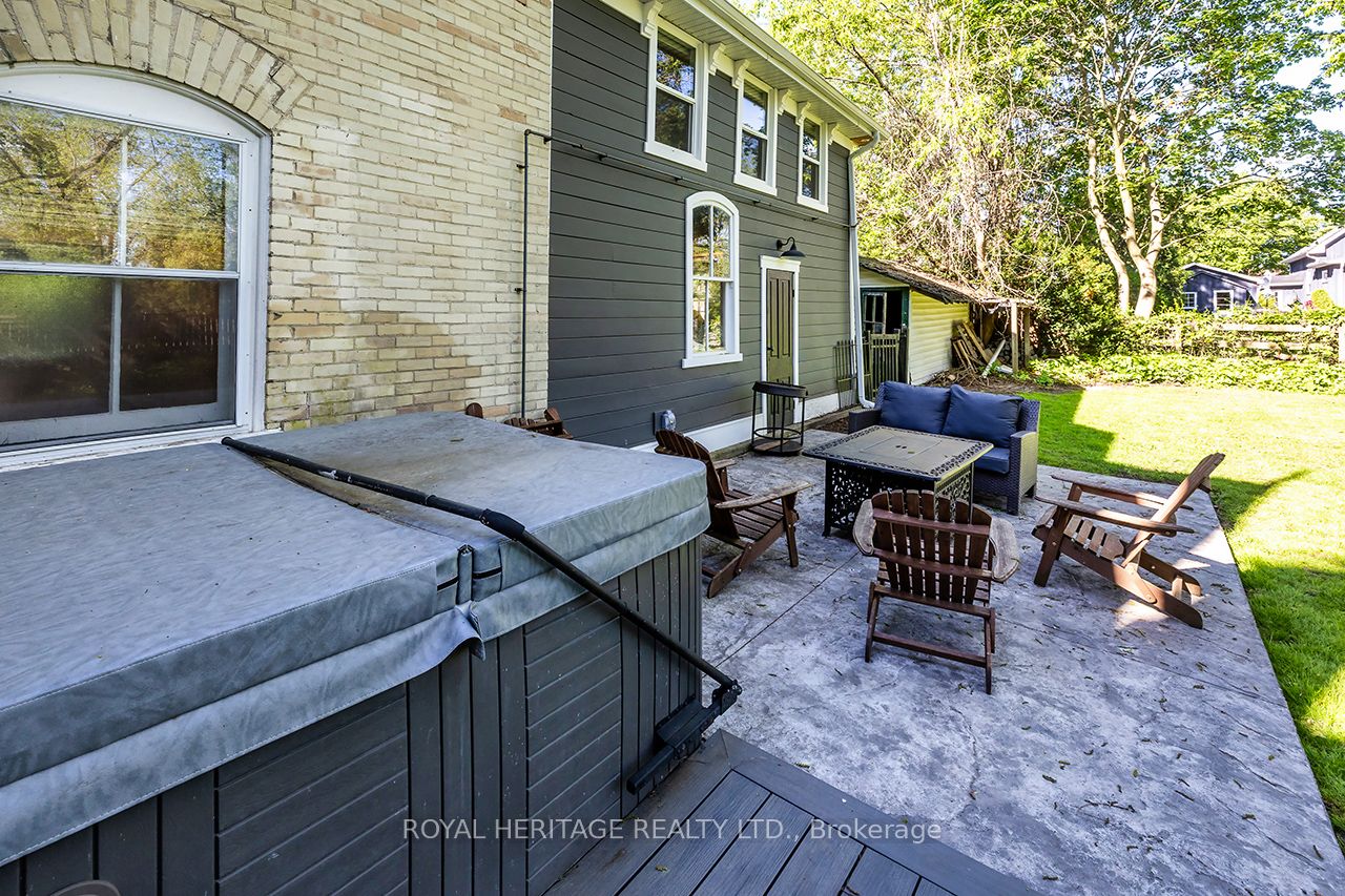 220 Cochrane Street Property Photo 38