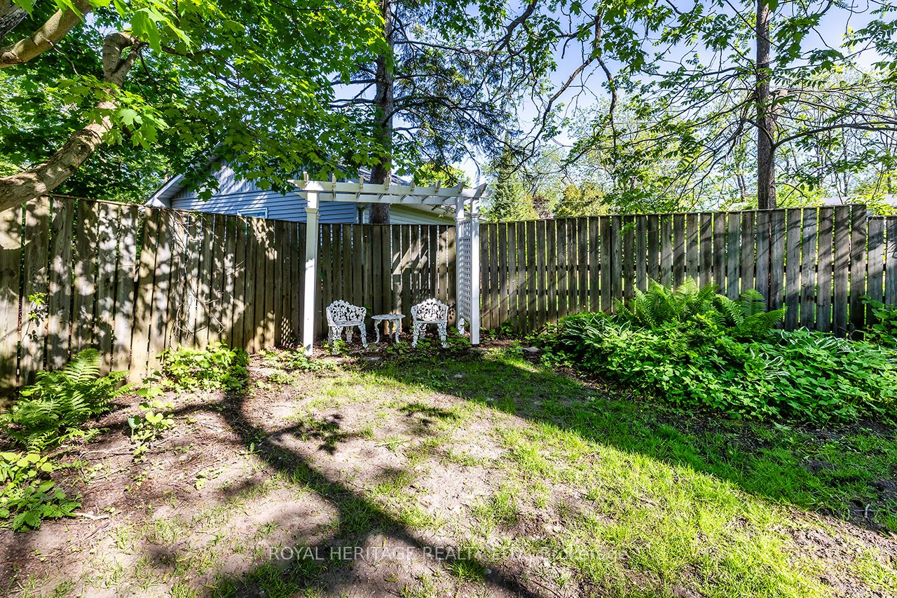 220 Cochrane Street Property Photo 41