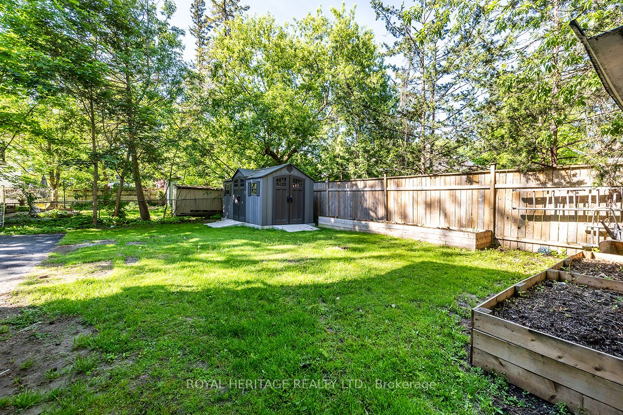 220 Cochrane Street Property Photo 46