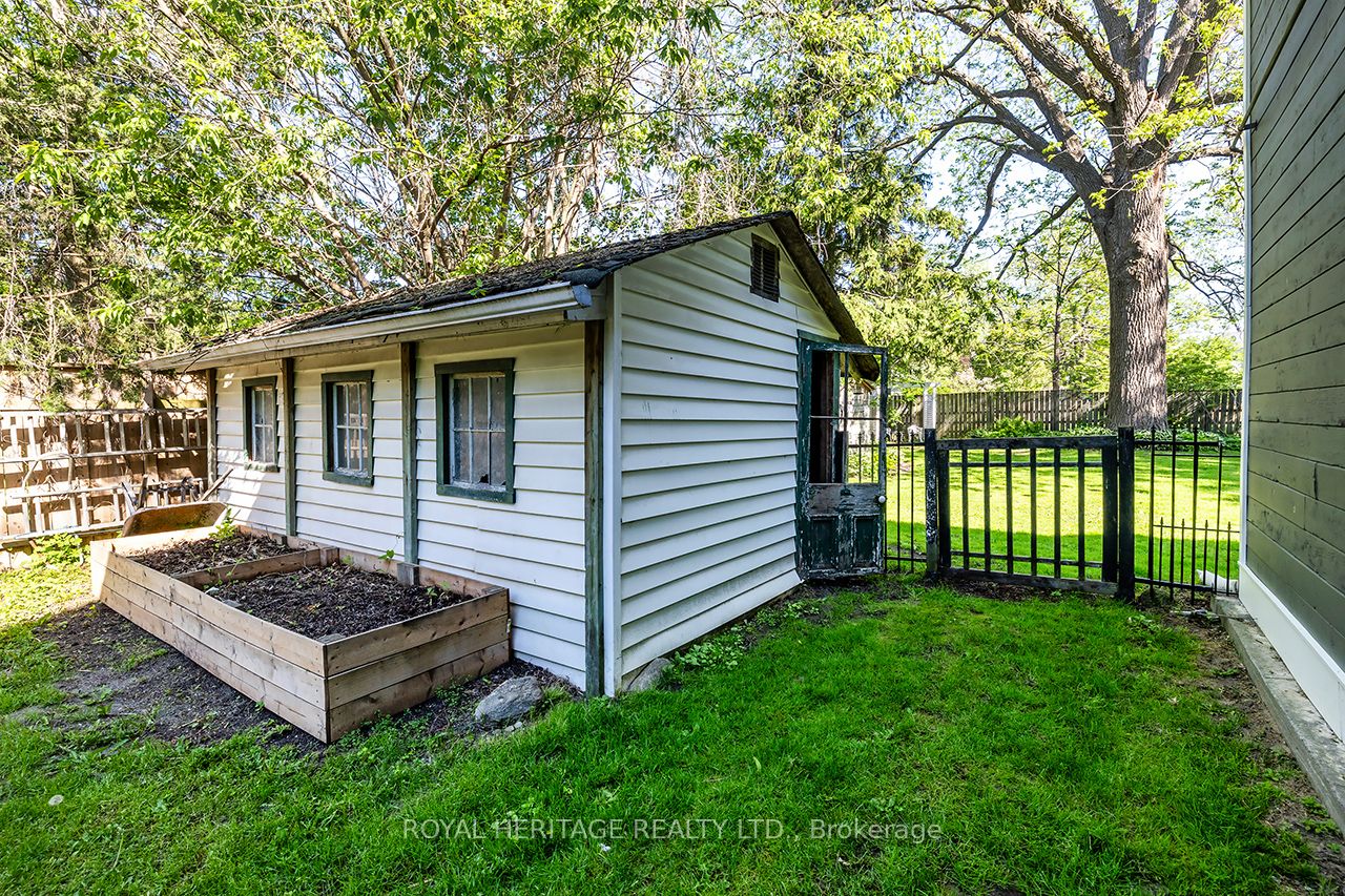 220 Cochrane Street Property Photo 47