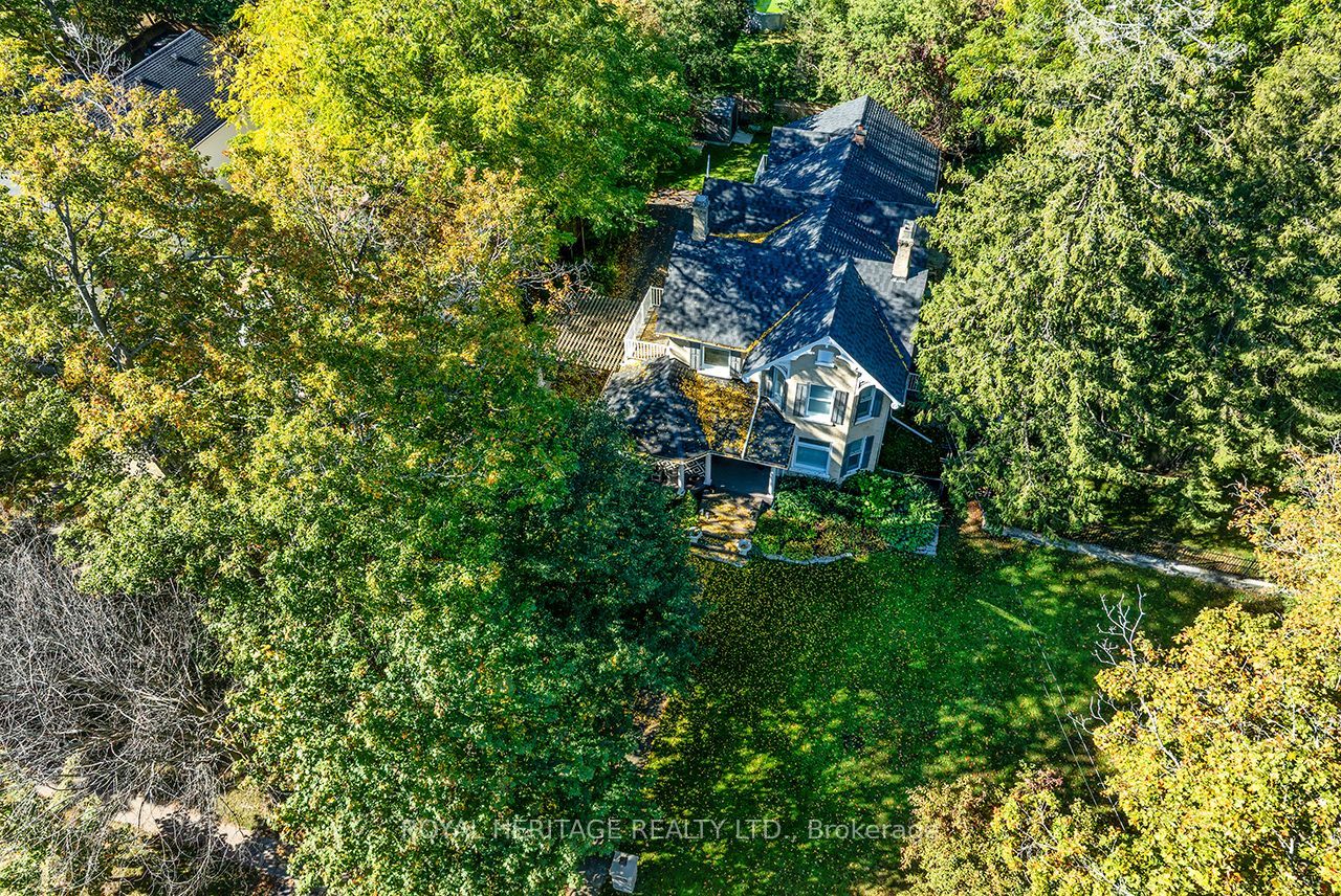 220 Cochrane Street Property Photo 48