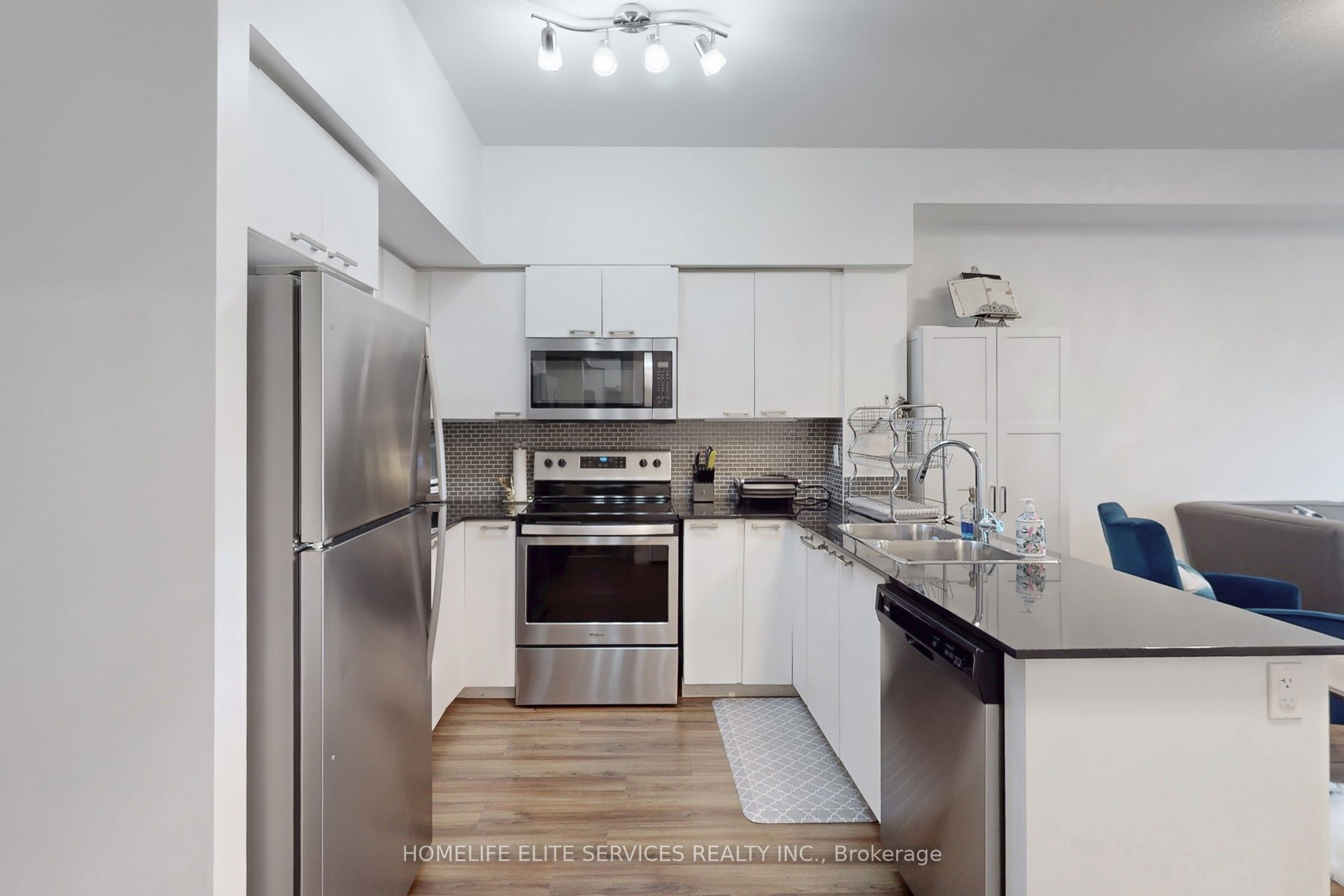 2152 Lawrence Avenue E 210 Property Photo 15