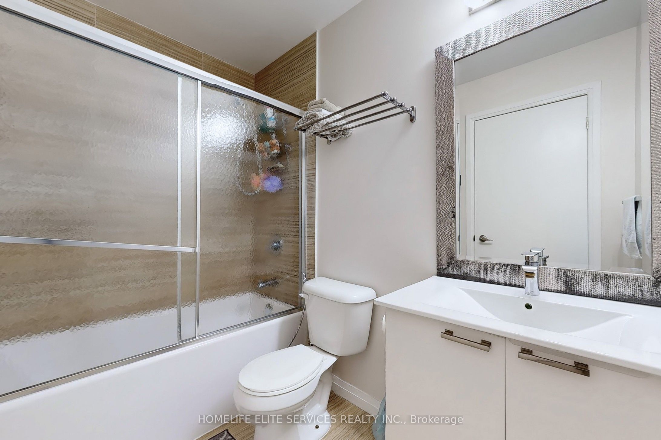 2152 Lawrence Avenue E 210 Property Photo 25
