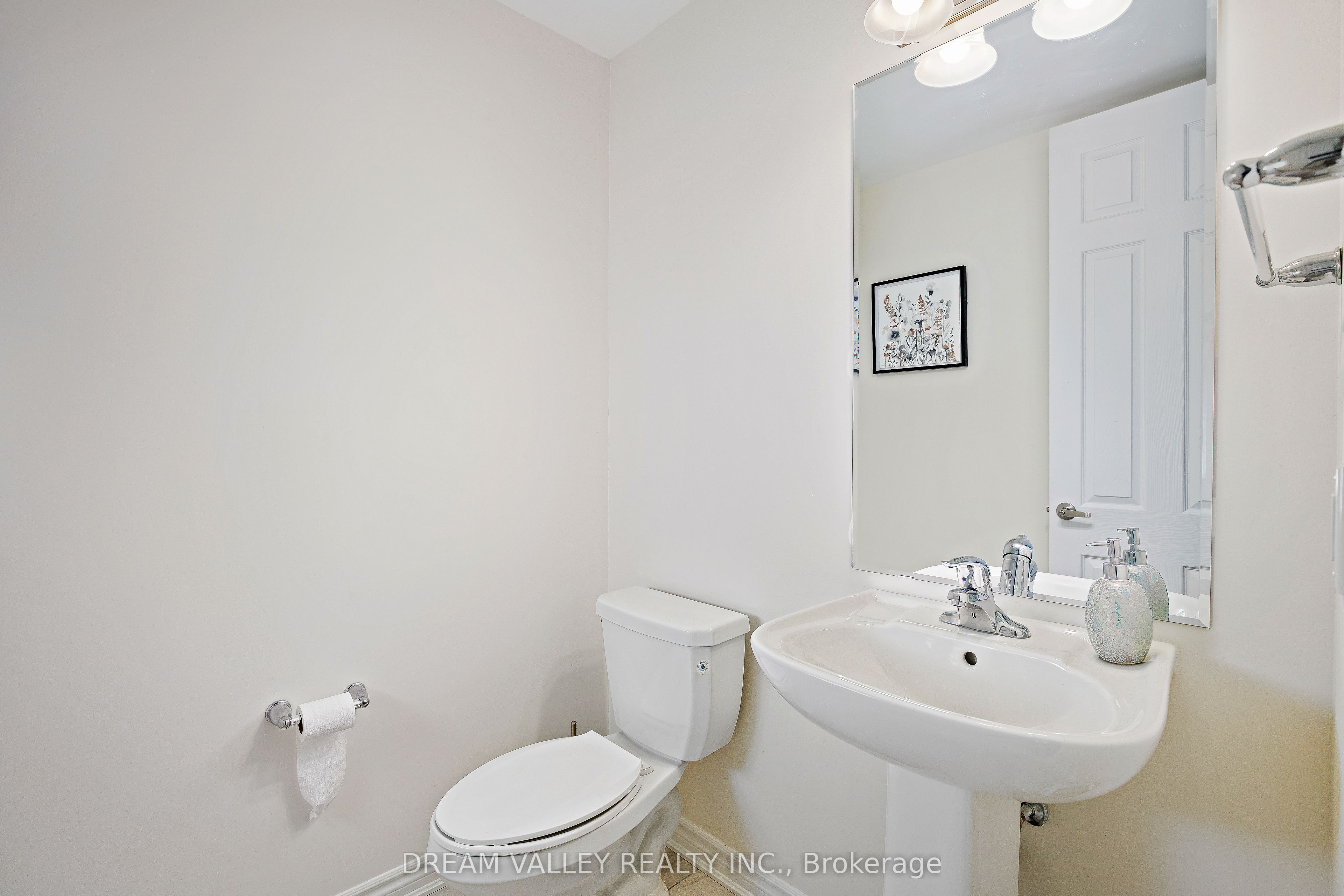 88 Jolly Way S Property Photo 6