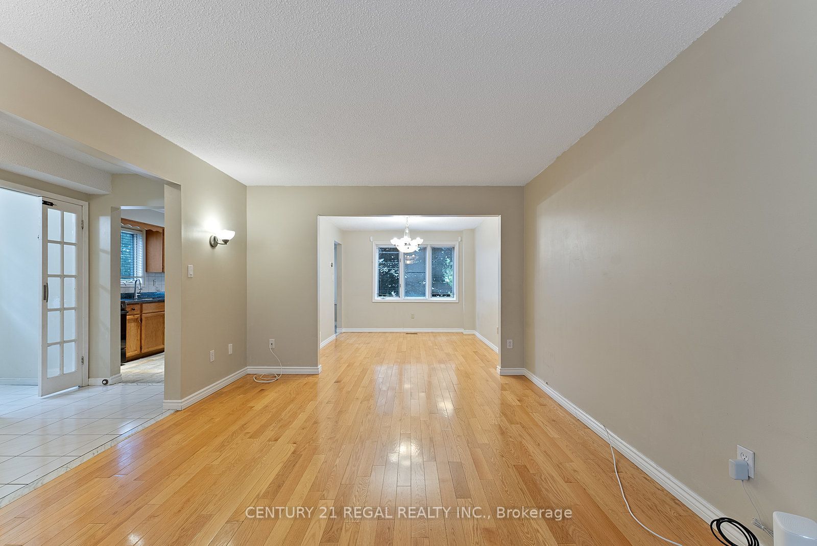 28 Ecclesfield Drive Property Photo 7