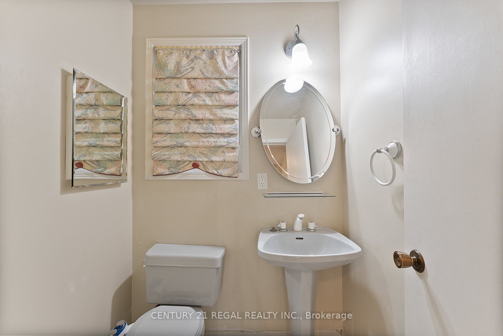 28 Ecclesfield Drive Property Photo 24
