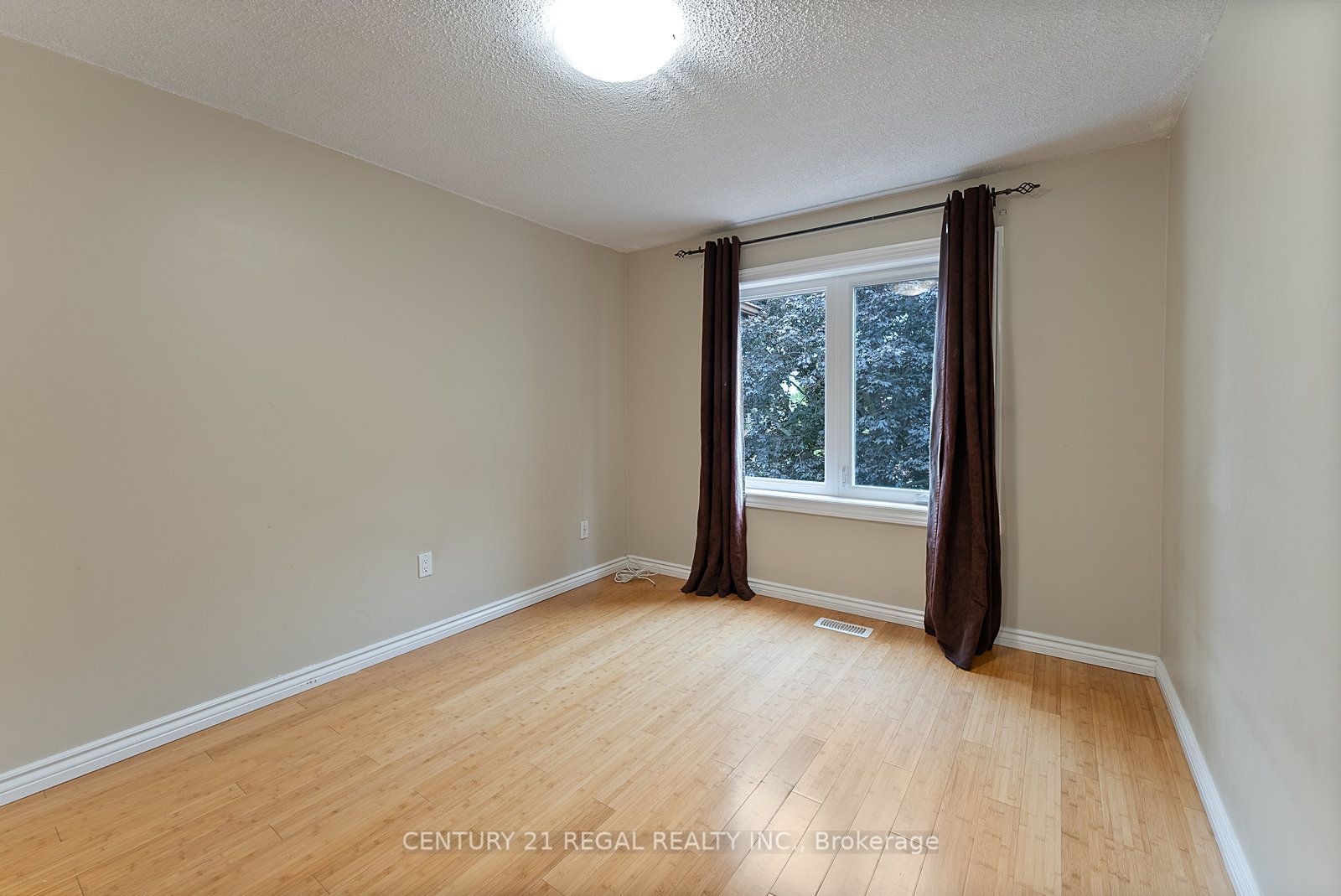 28 Ecclesfield Drive Property Photo 31