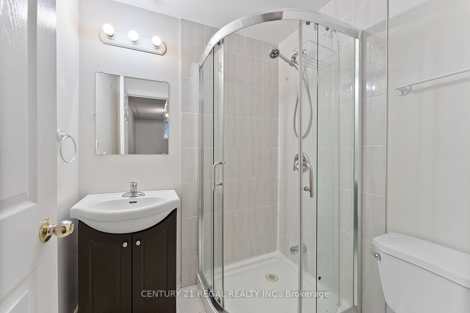 28 Ecclesfield Drive Property Photo 44
