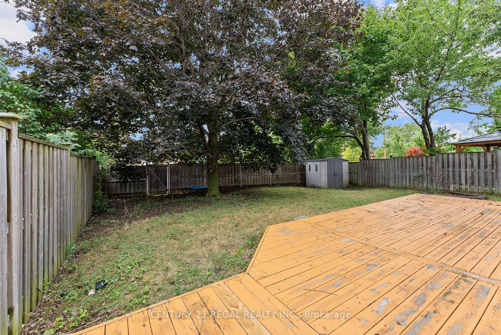 28 Ecclesfield Drive Property Photo 48