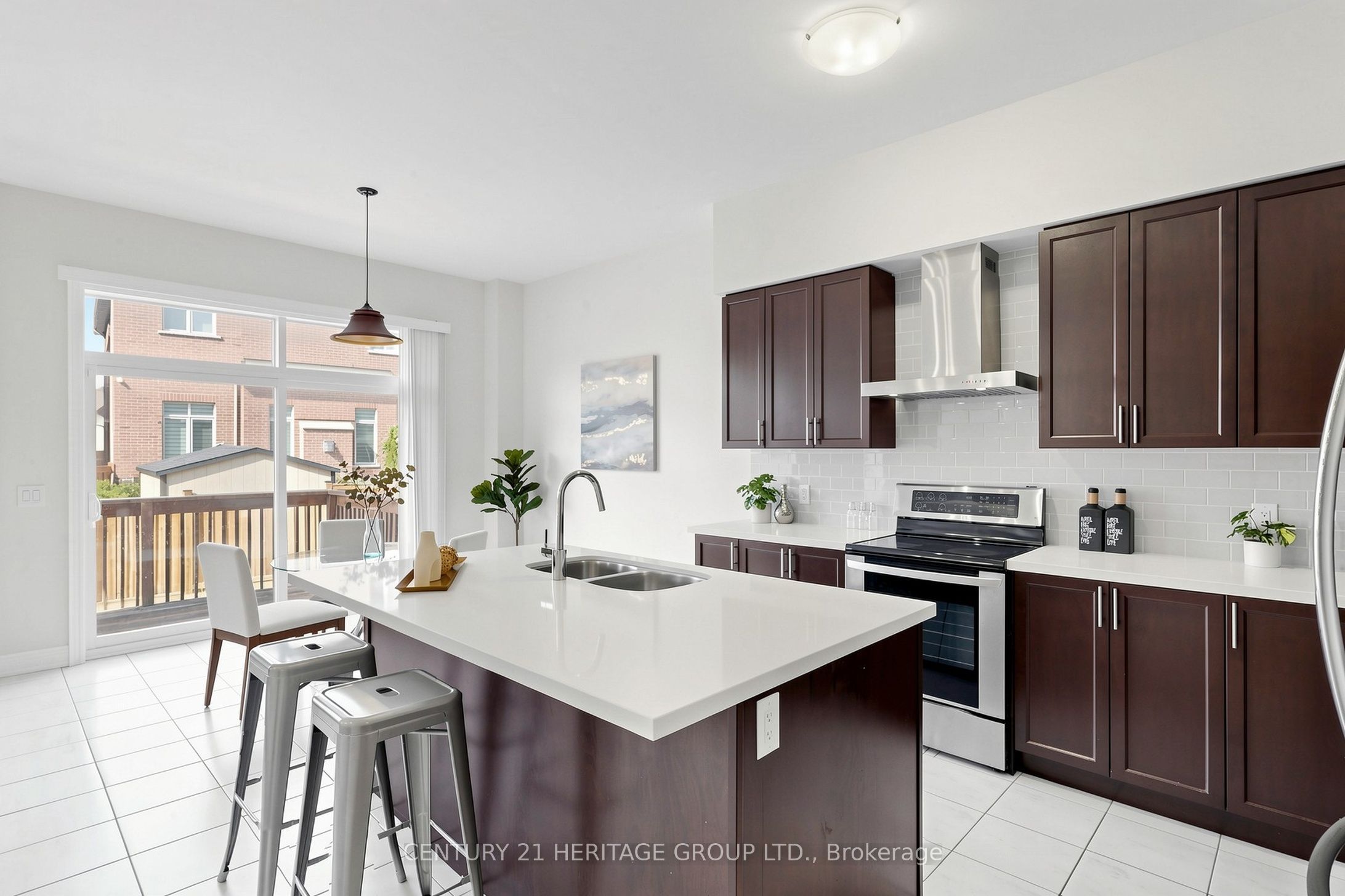 34 Micklefield Avenue Property Photo 6