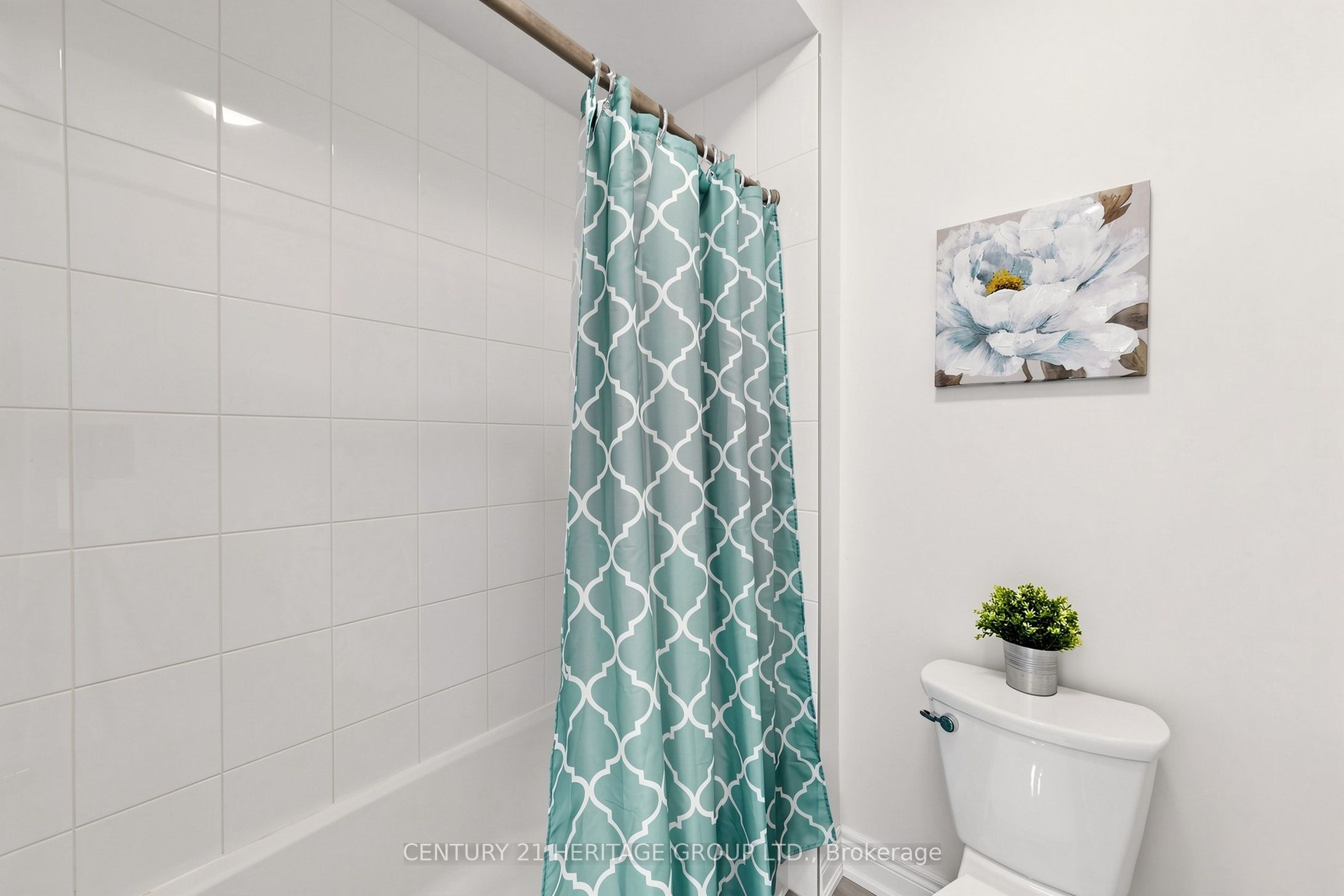 34 Micklefield Avenue Property Photo 28
