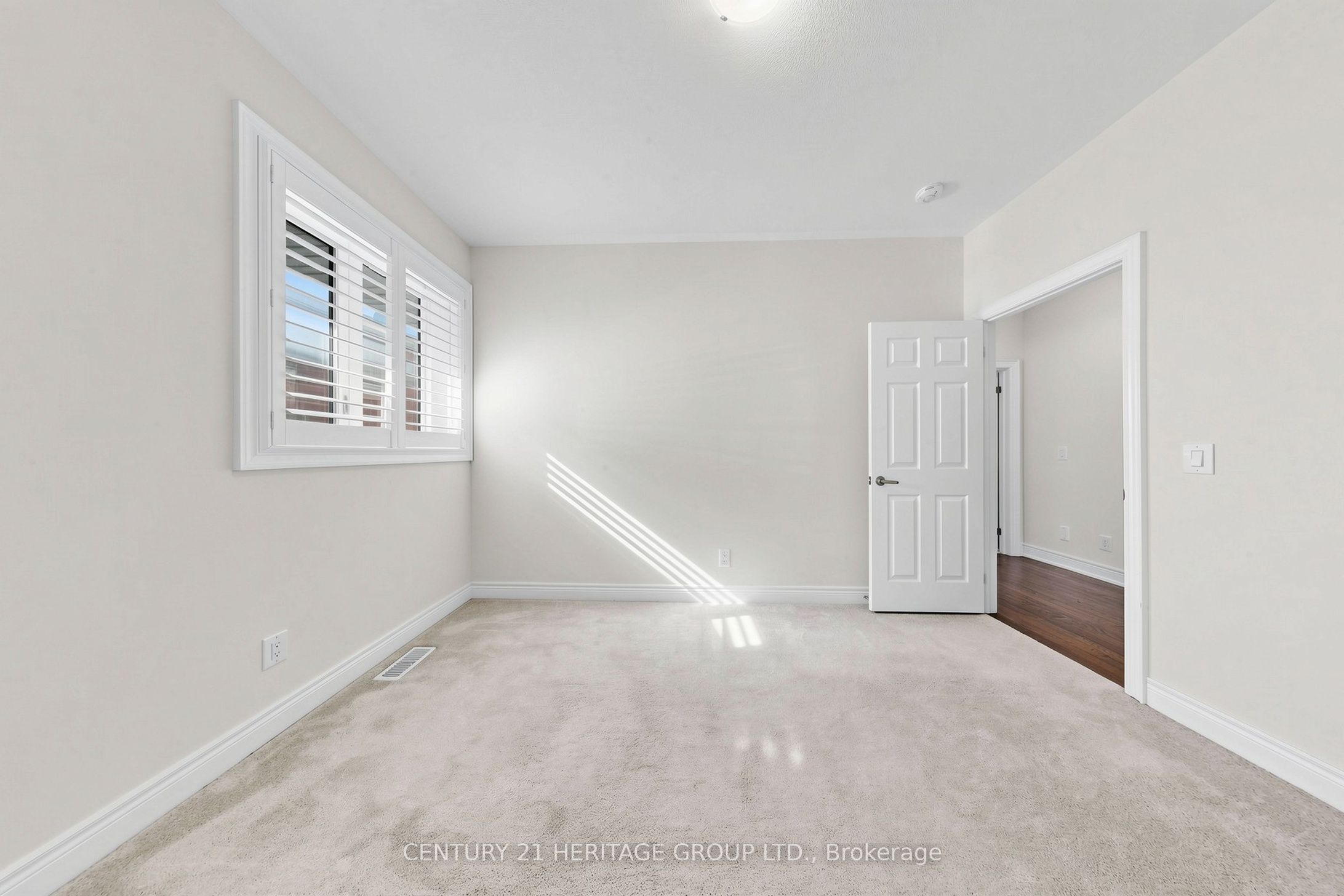 34 Micklefield Avenue Property Photo 30