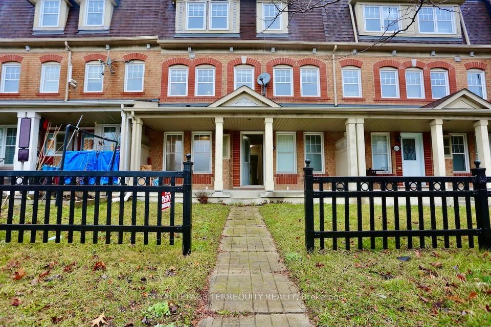 8834 Sheppard Avenue E Property Photo 3