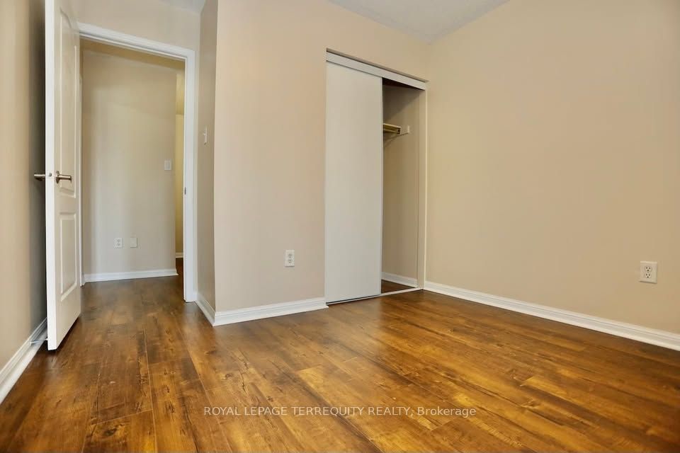 8834 Sheppard Avenue E Property Photo 4