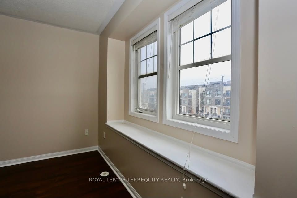 8834 Sheppard Avenue E Property Photo 13