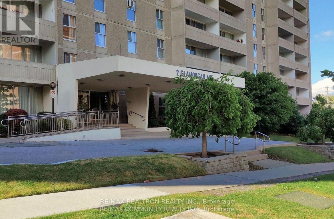 2 Glamorgan Avenue 715 Property Photo 1