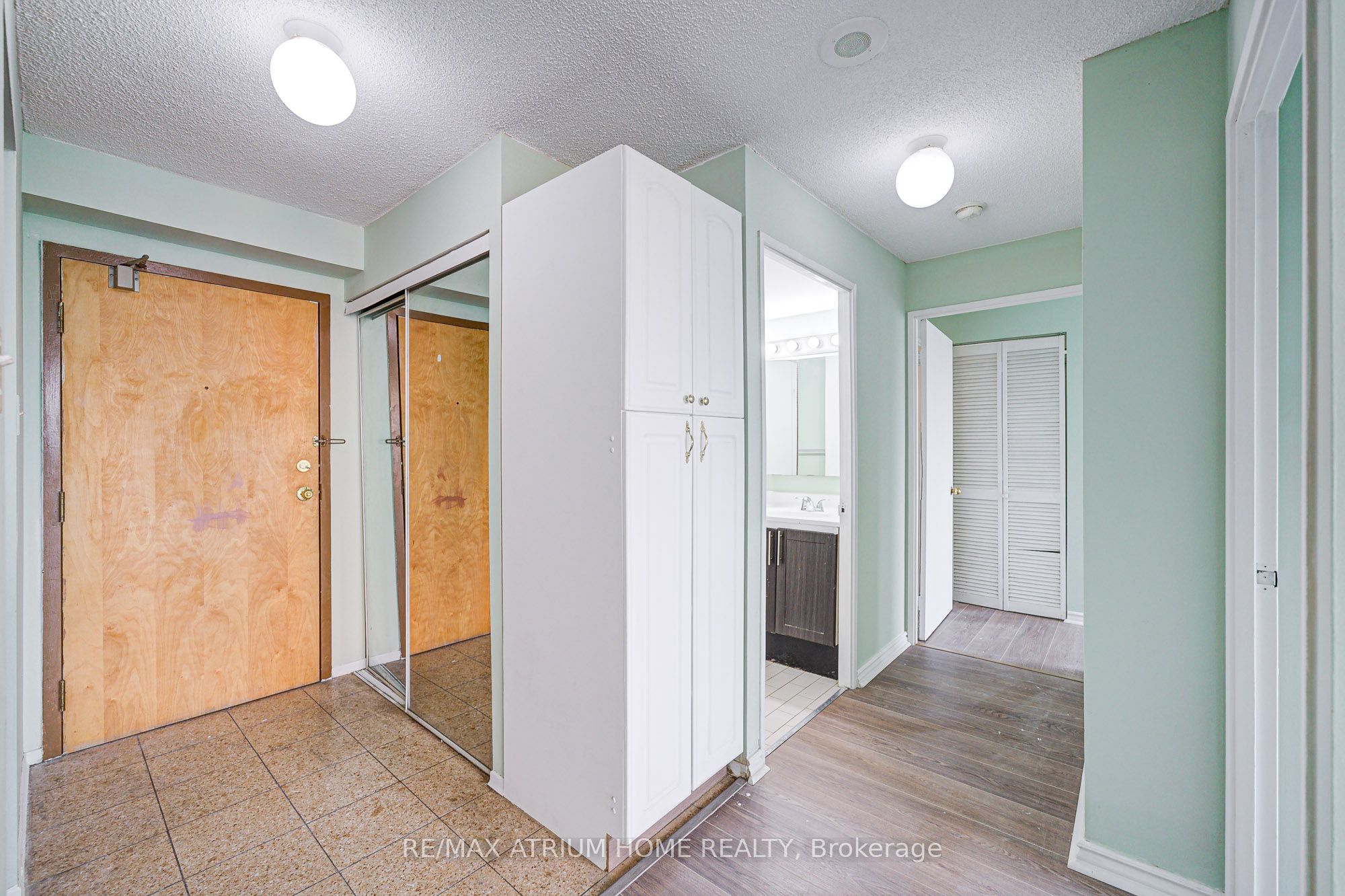 3050 Ellesmere Road 1515 Property Photo 18
