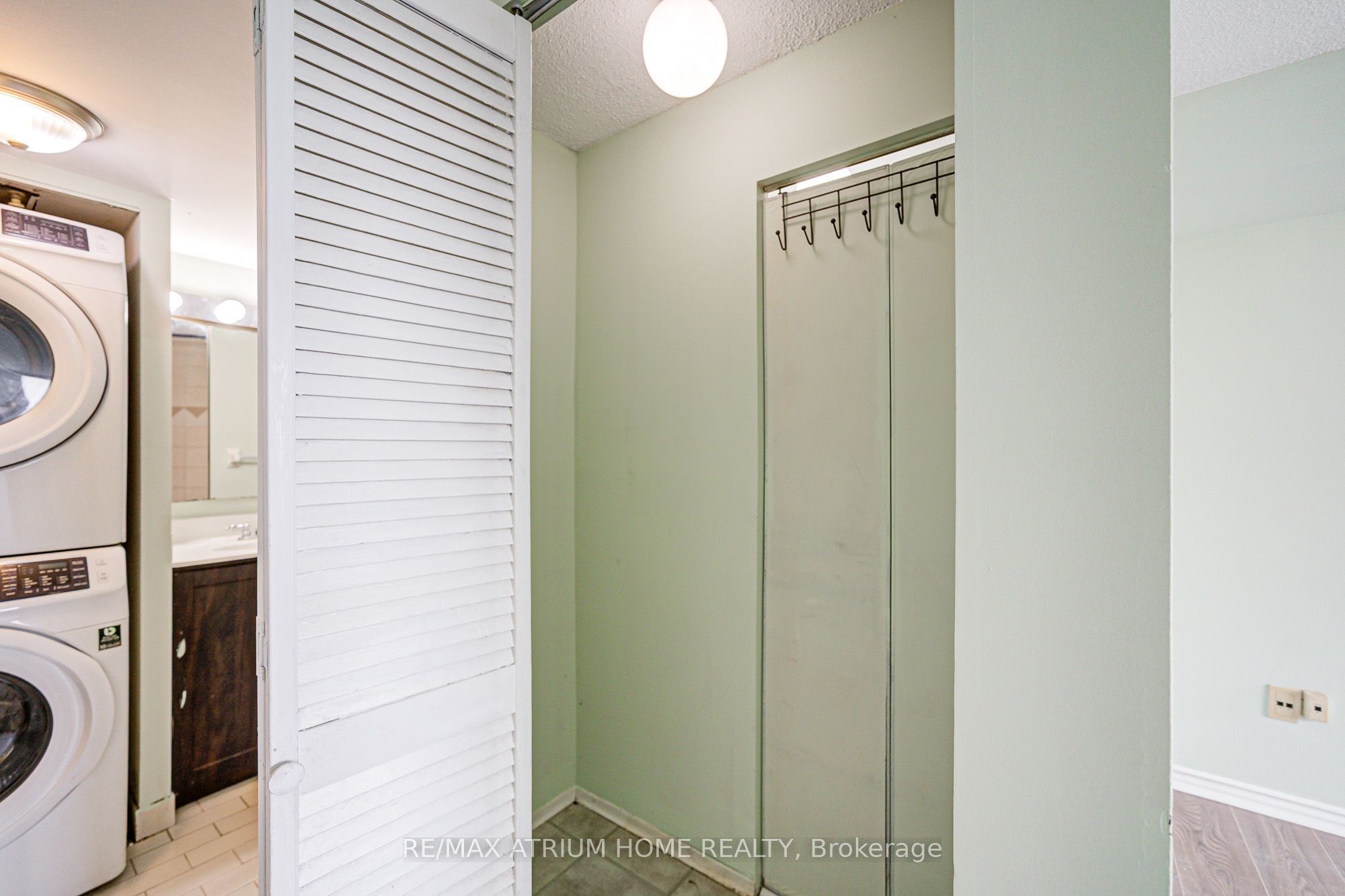 3050 Ellesmere Road 1515 Property Photo 36