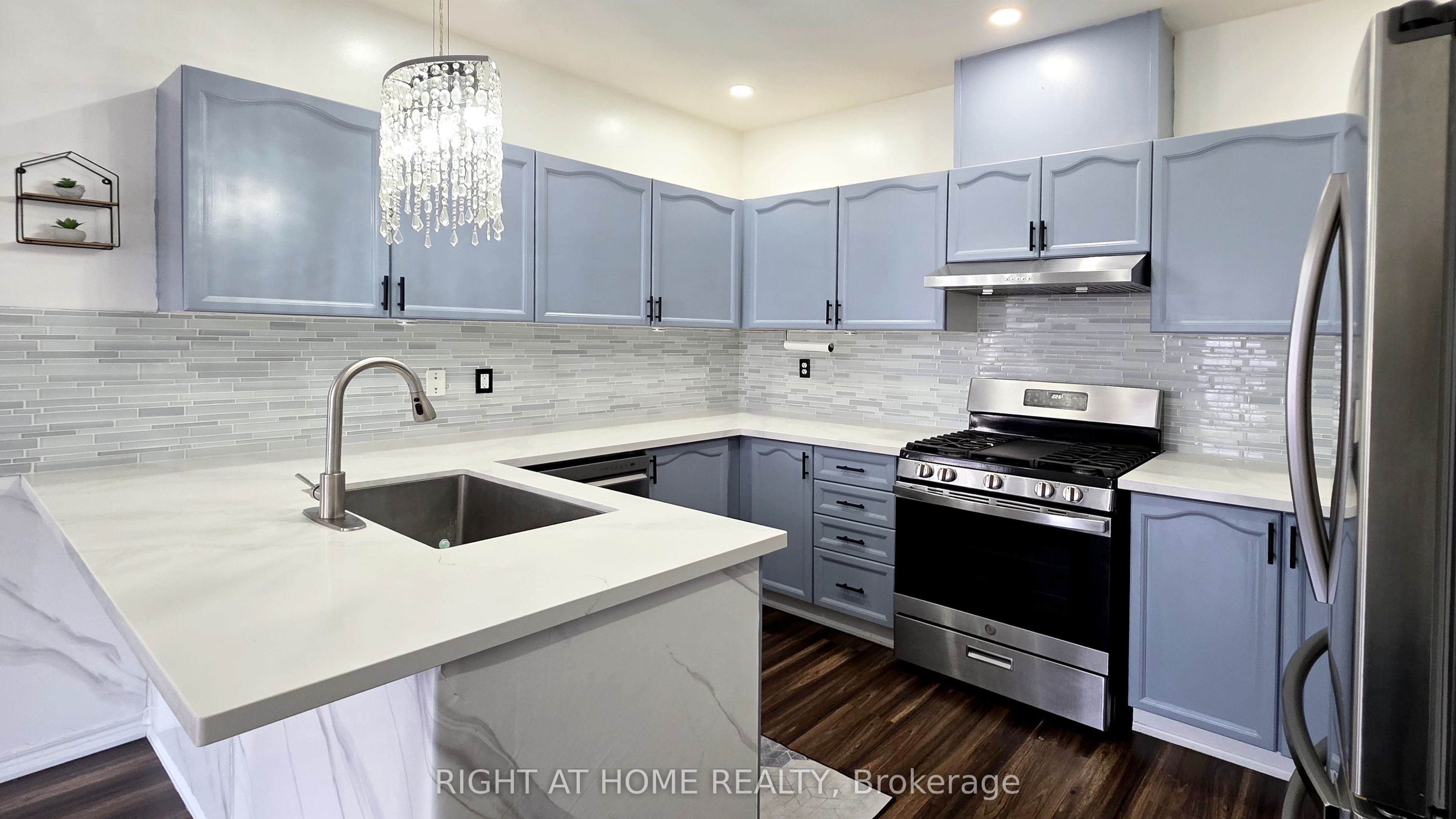 11 Pottle Lane Property Photo 7