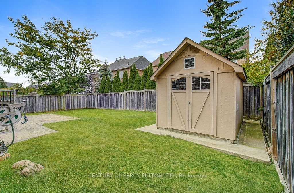24 Bellhouse Place Property Photo 3