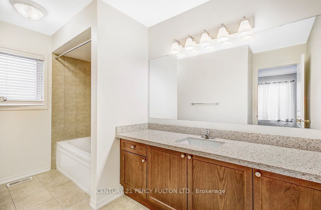 24 Bellhouse Place Property Photo 19