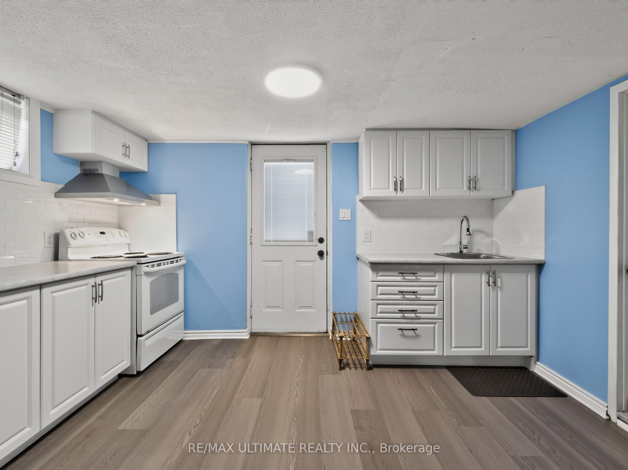5 Mandarin Road Property Photo 3