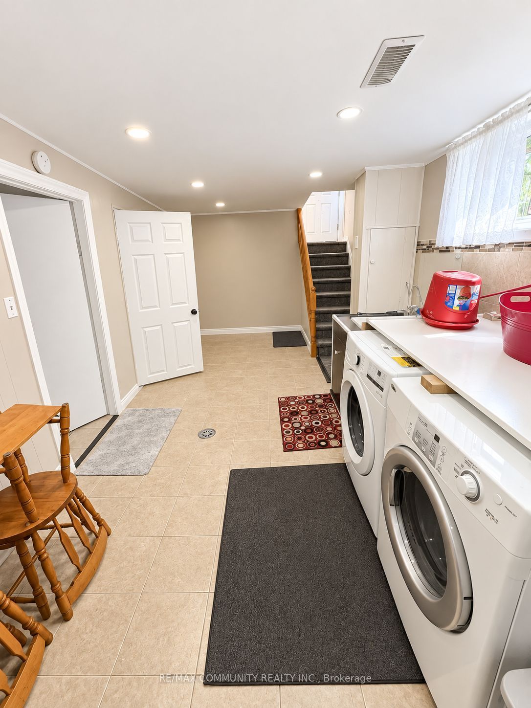 75 Kootenay Crescent Property Photo 16
