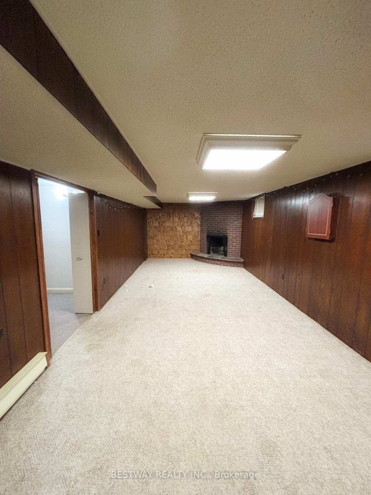 465 Humewood Avenue N Property Photo 41