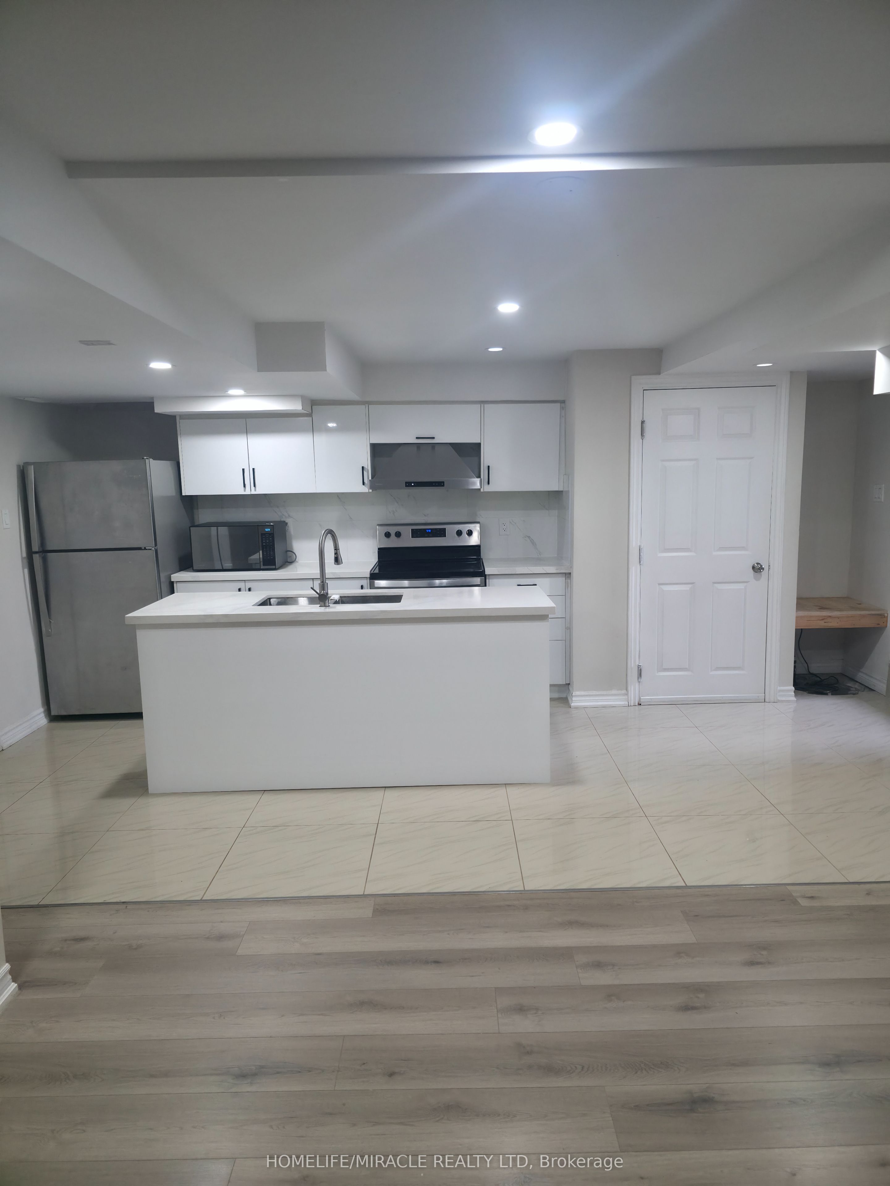 1022 Glenbourne Drive Bsmt Property Photo 7