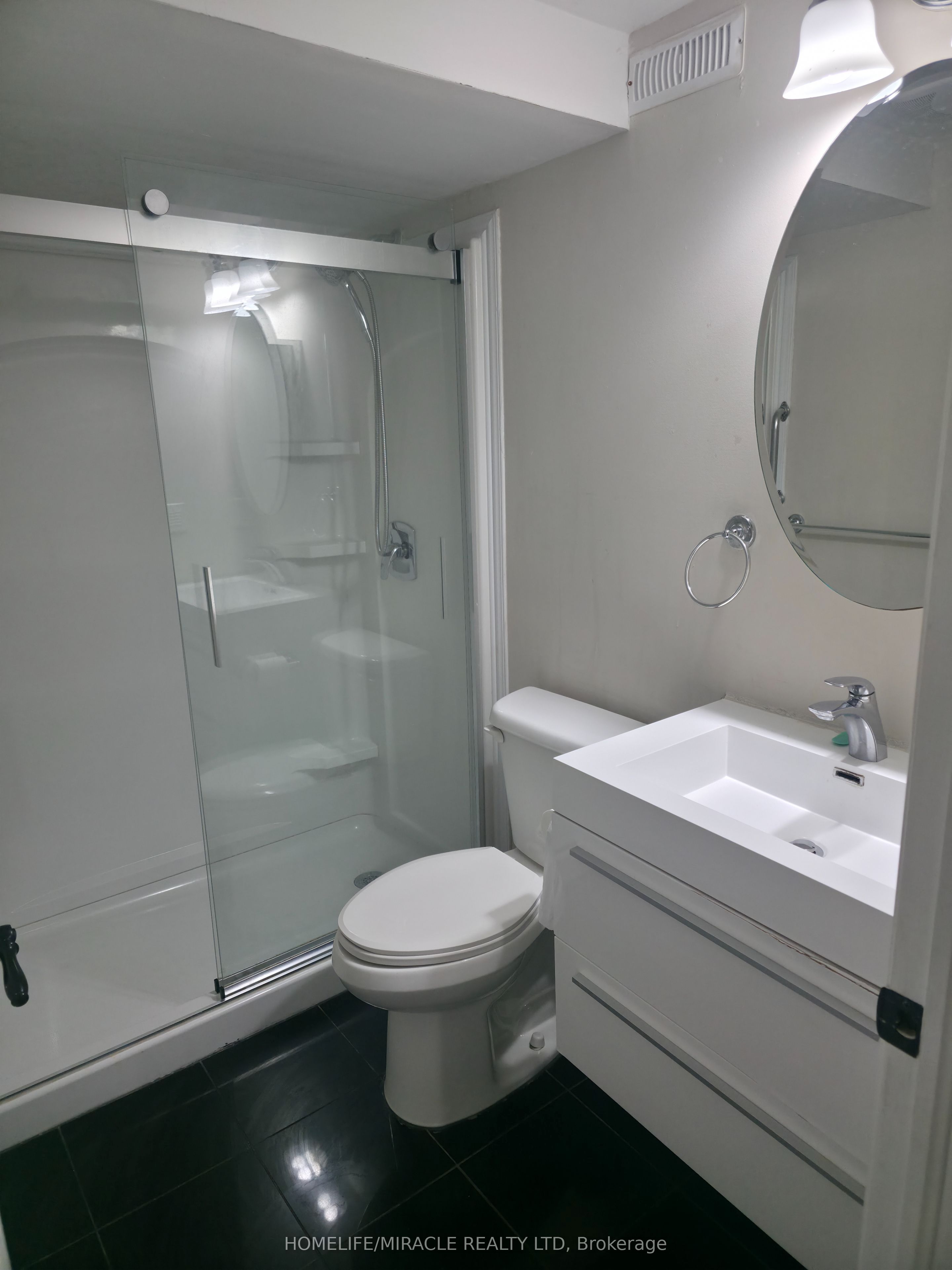 1022 Glenbourne Drive Bsmt Property Photo 11