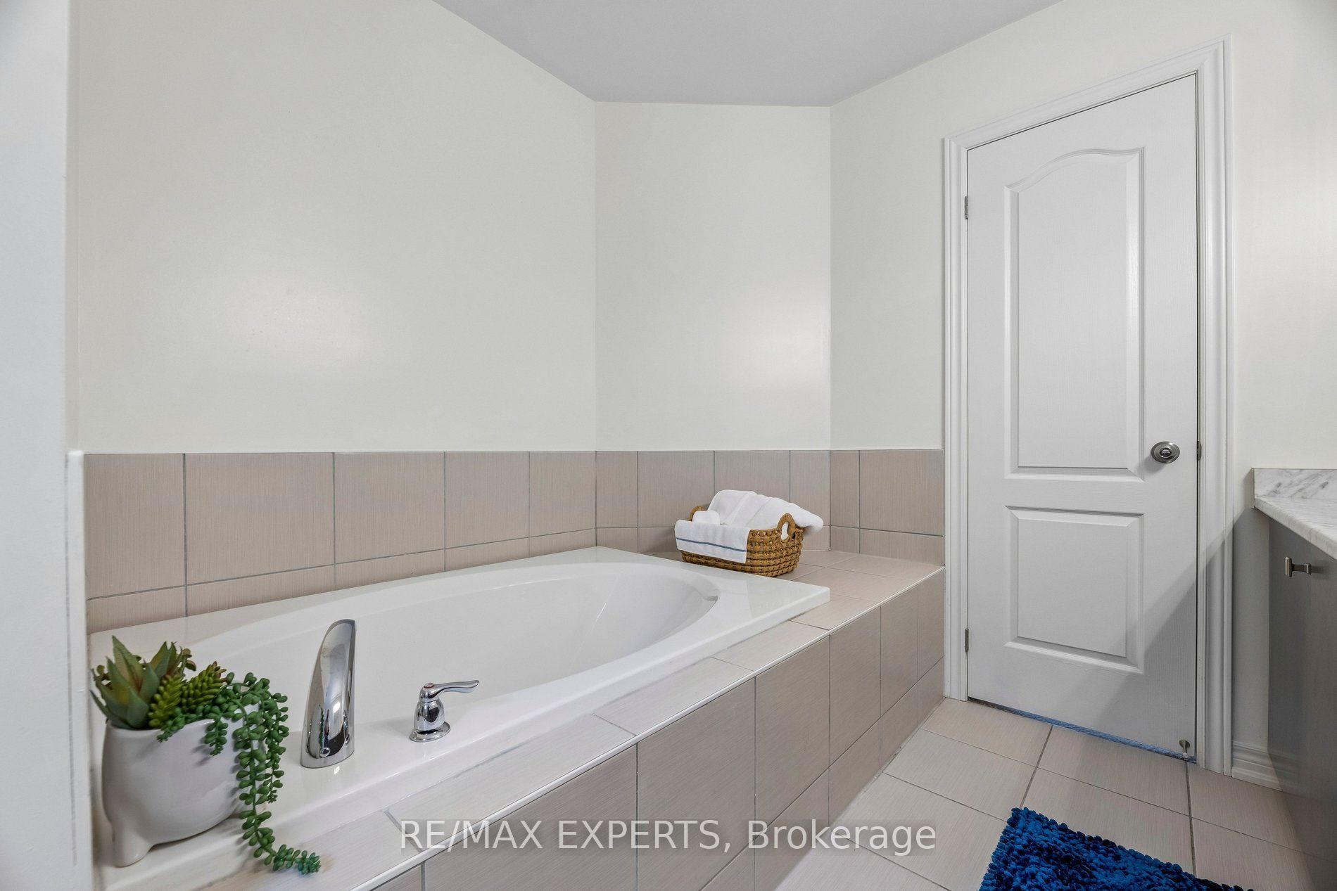 52 Bruce Cameron Drive Property Photo 35