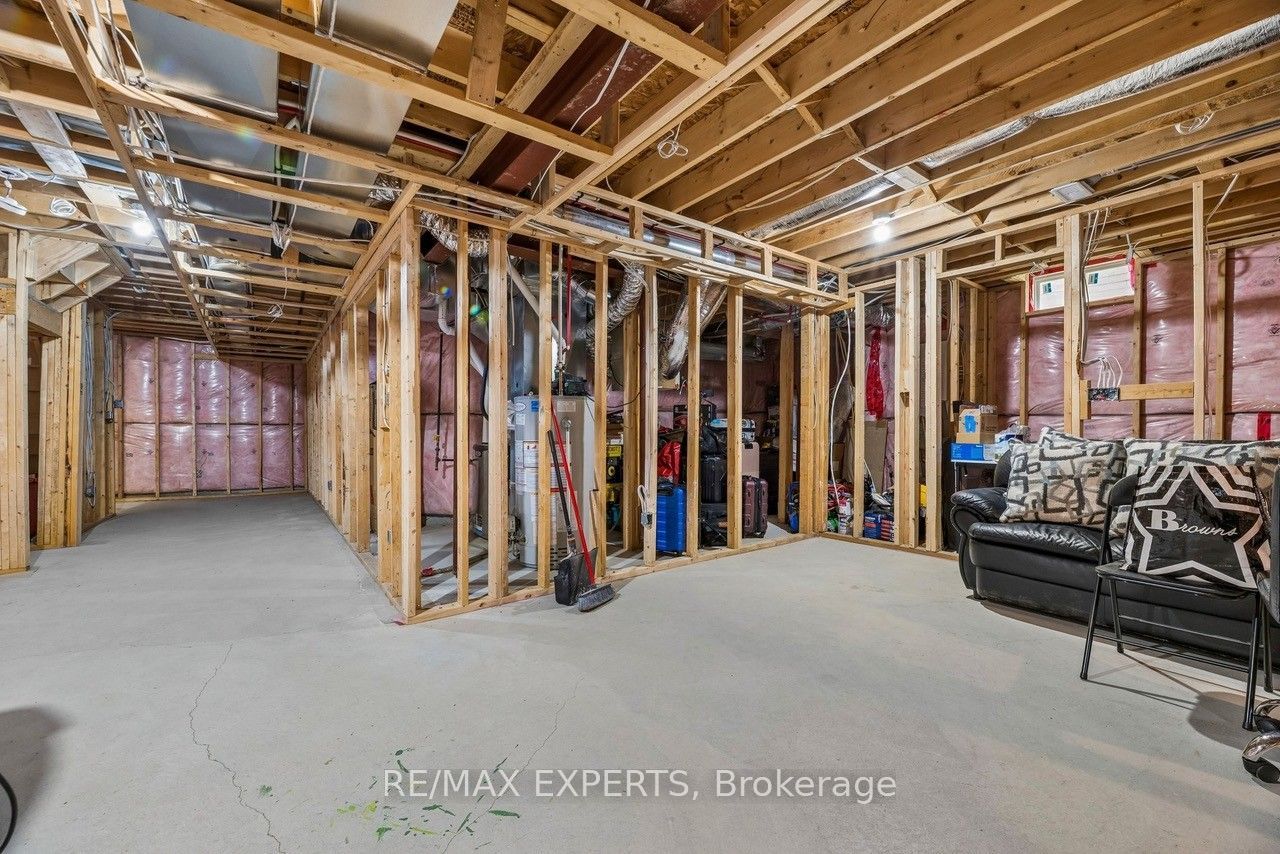 52 Bruce Cameron Drive Property Photo 38
