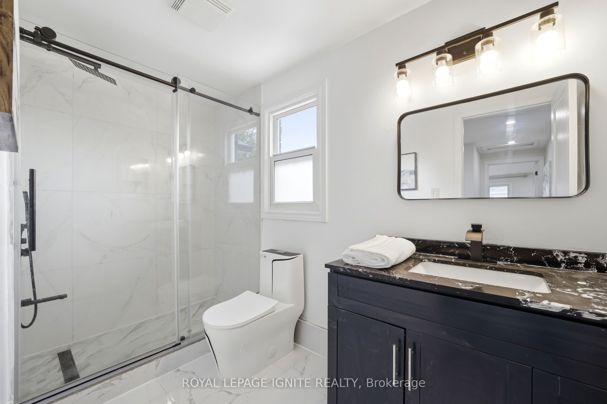 26 Winston Crescent Property Photo 16