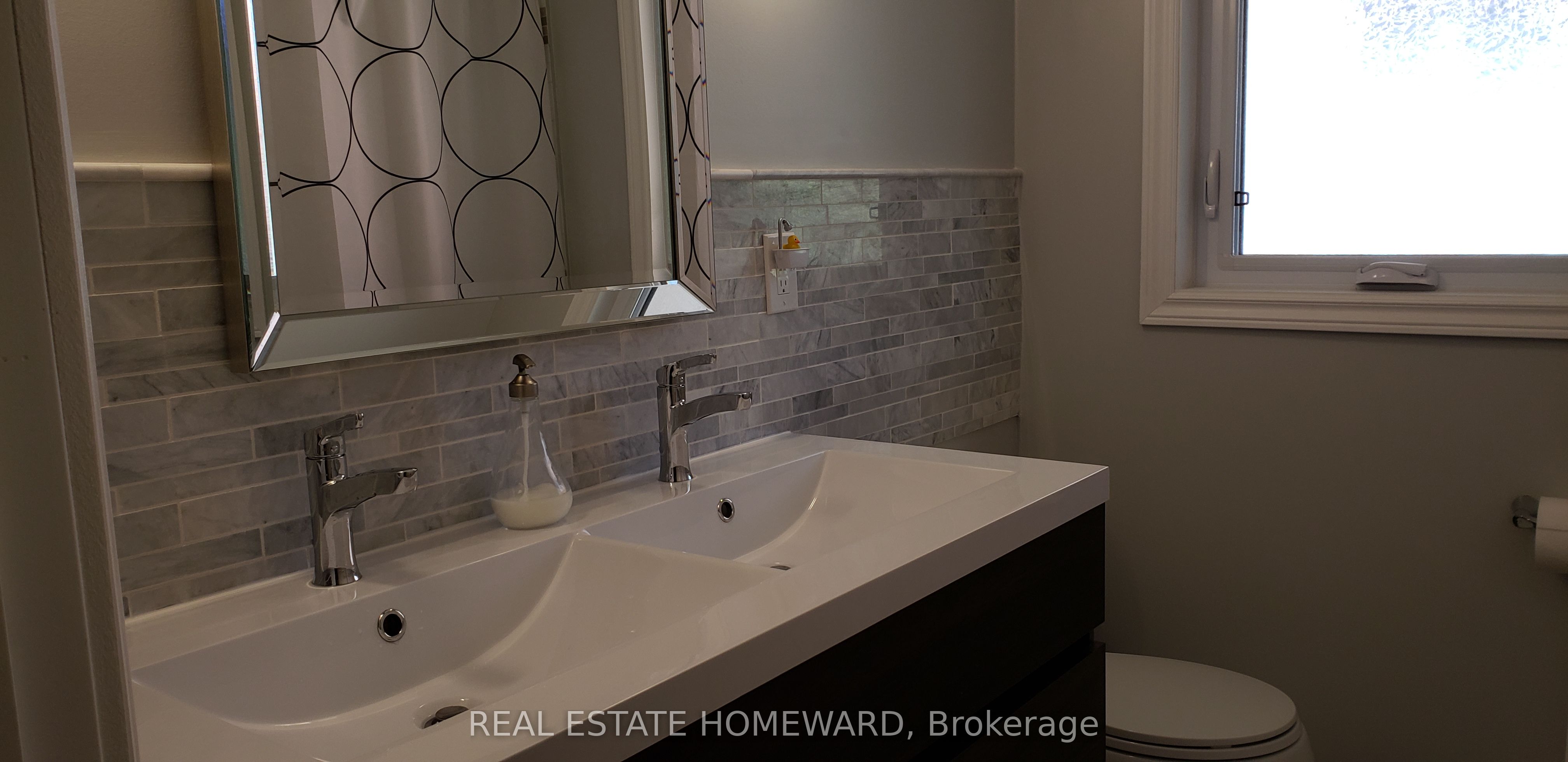 4 Moorecroft Crescent Property Photo 11
