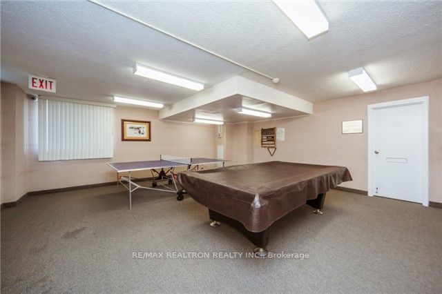 120 Dundalk Drive 606 Property Photo 4