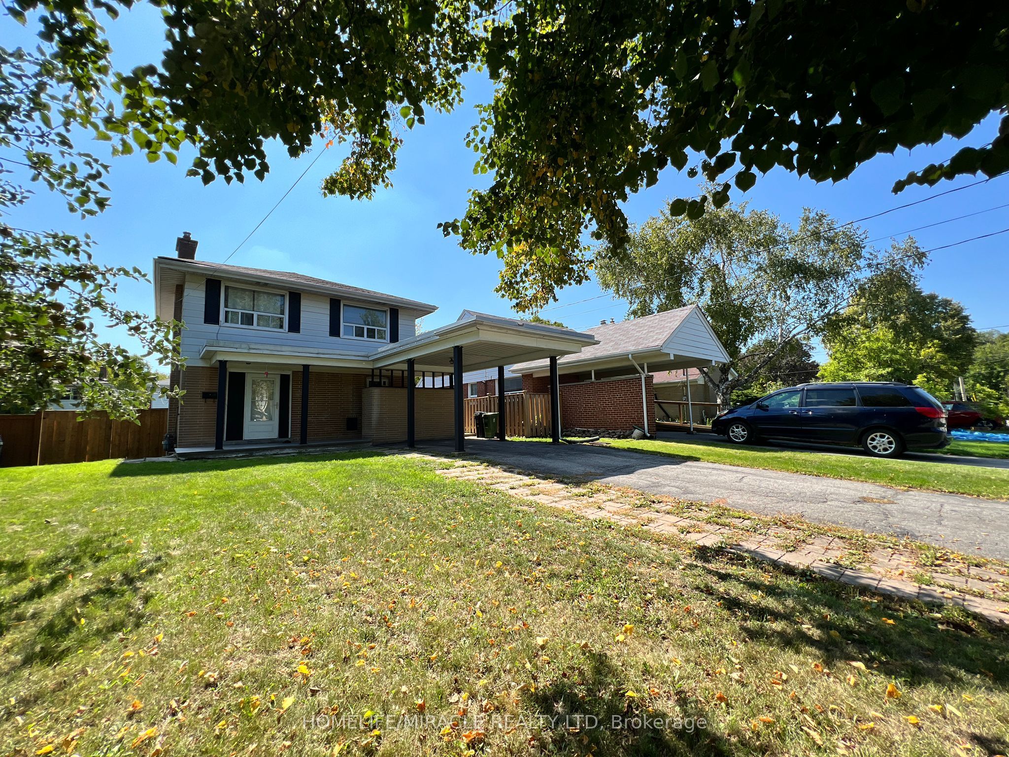 51 Oakworth Crescent Property Photo 1