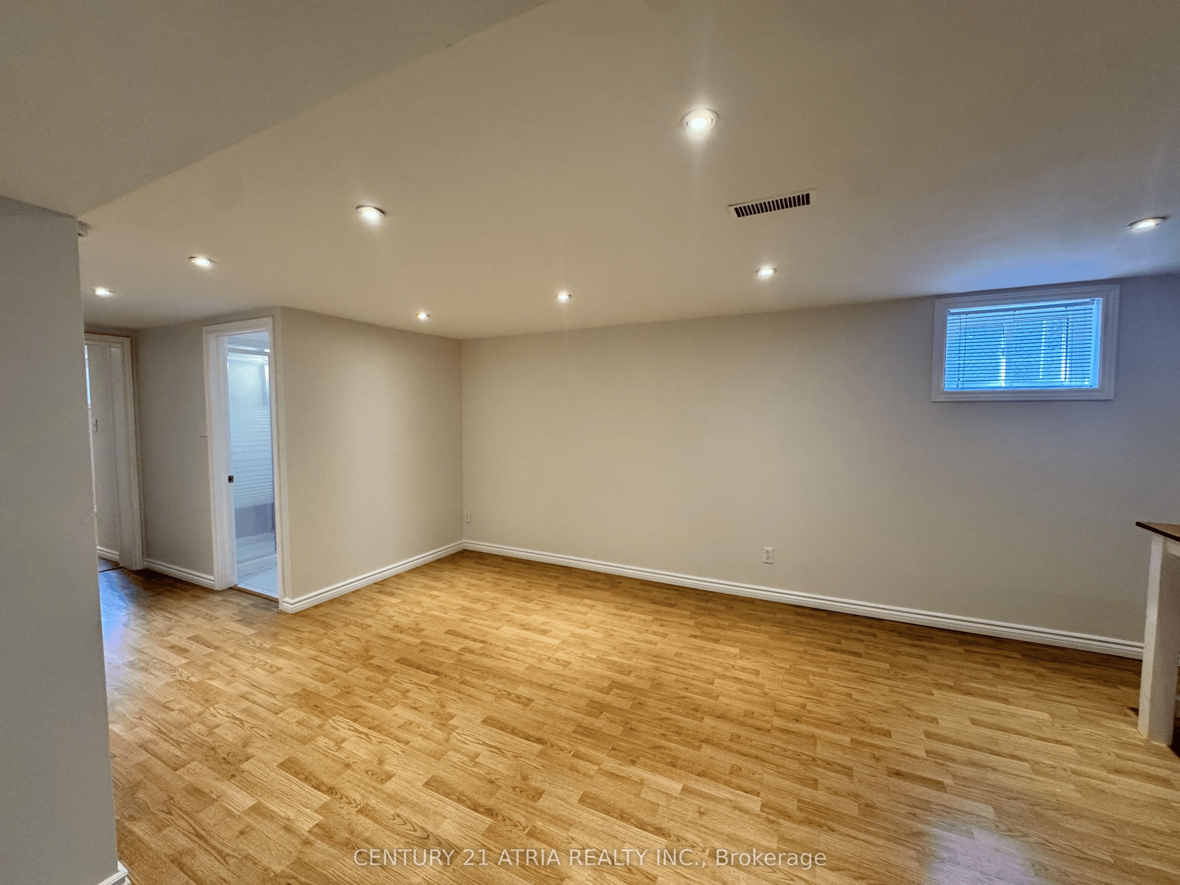 28 Willowhurst Crescent Bsmt Property Photo 2
