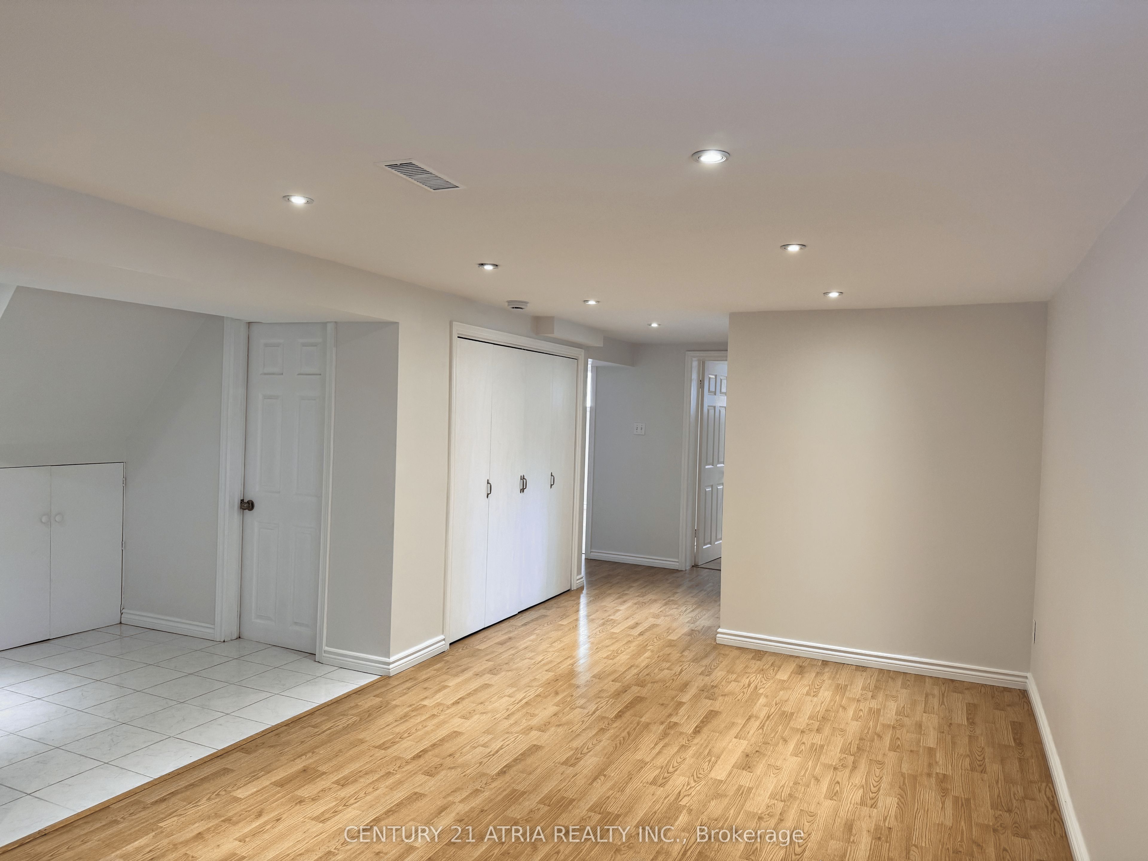 28 Willowhurst Crescent Bsmt Property Photo 6