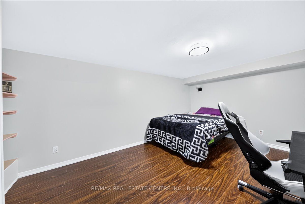 257 Wright Crescent Property Photo 44