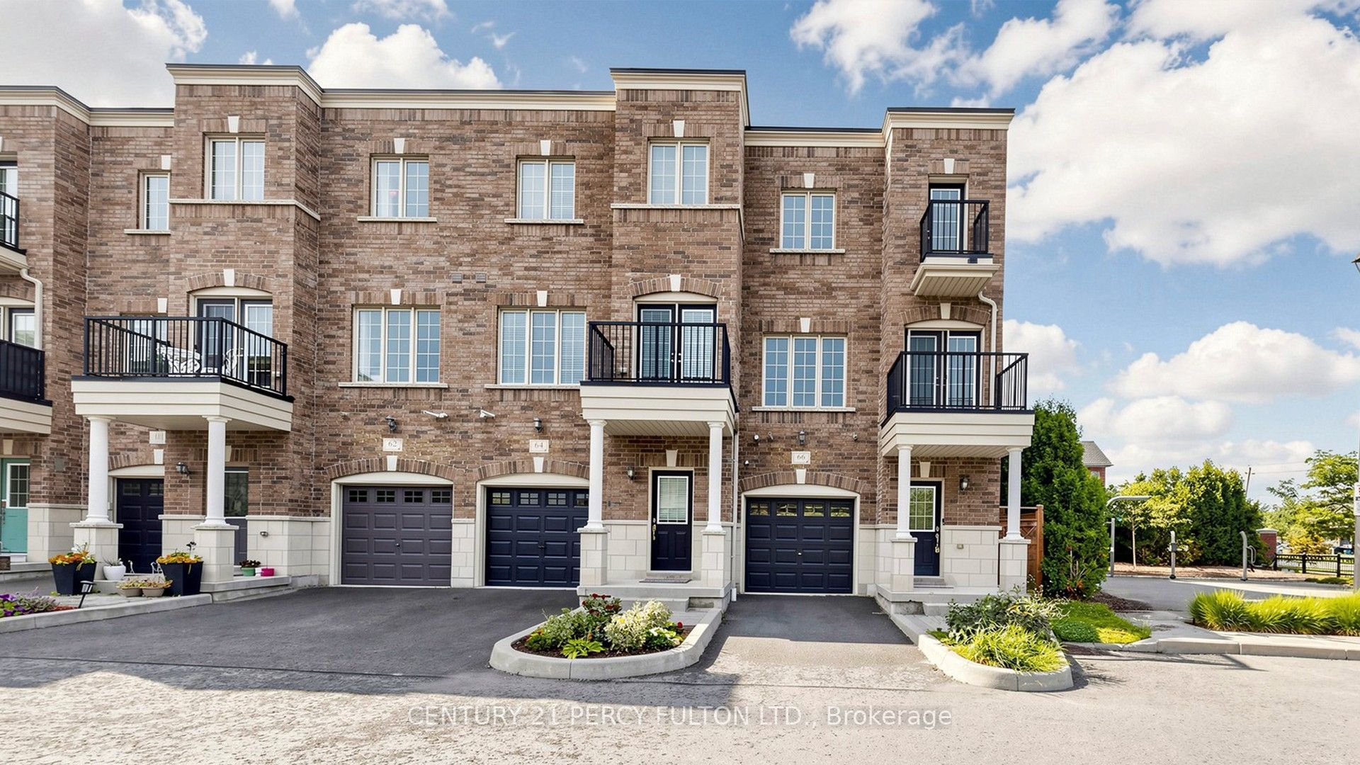 64 Ferris Square Property Photo 3
