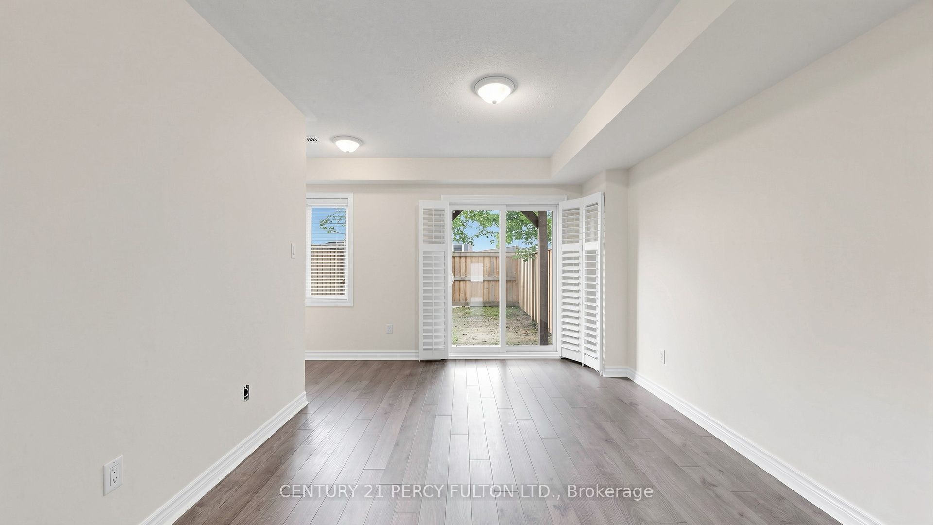 64 Ferris Square Property Photo 8