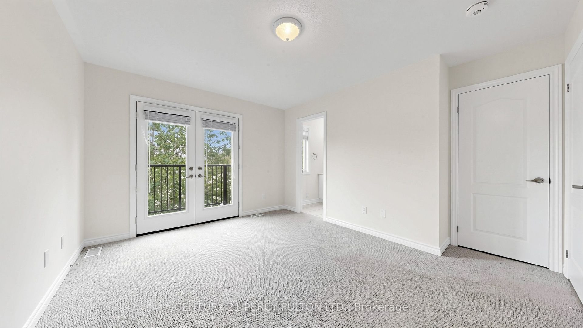 64 Ferris Square Property Photo 25