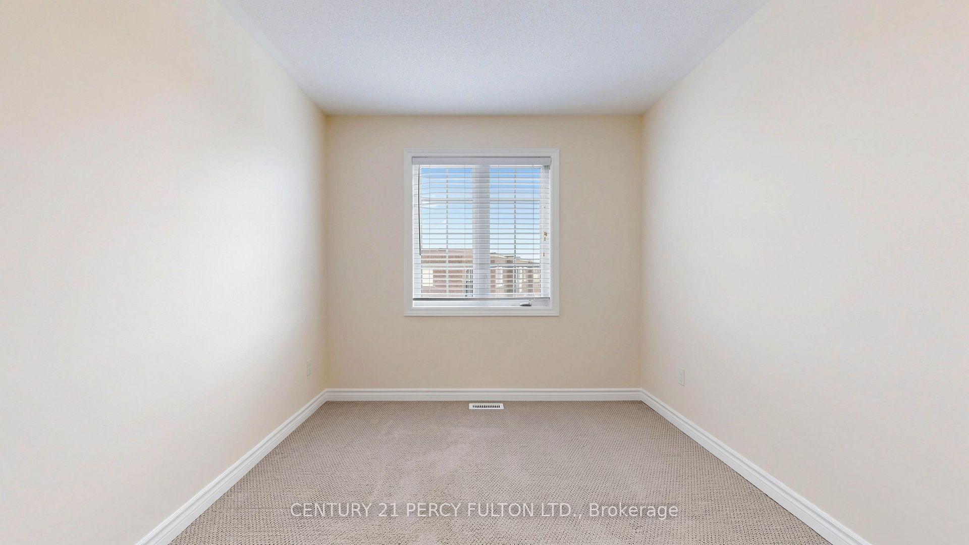 64 Ferris Square Property Photo 32