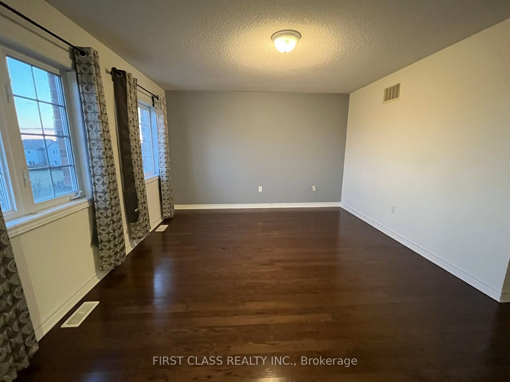 69 Promenade Drive Property Photo 13