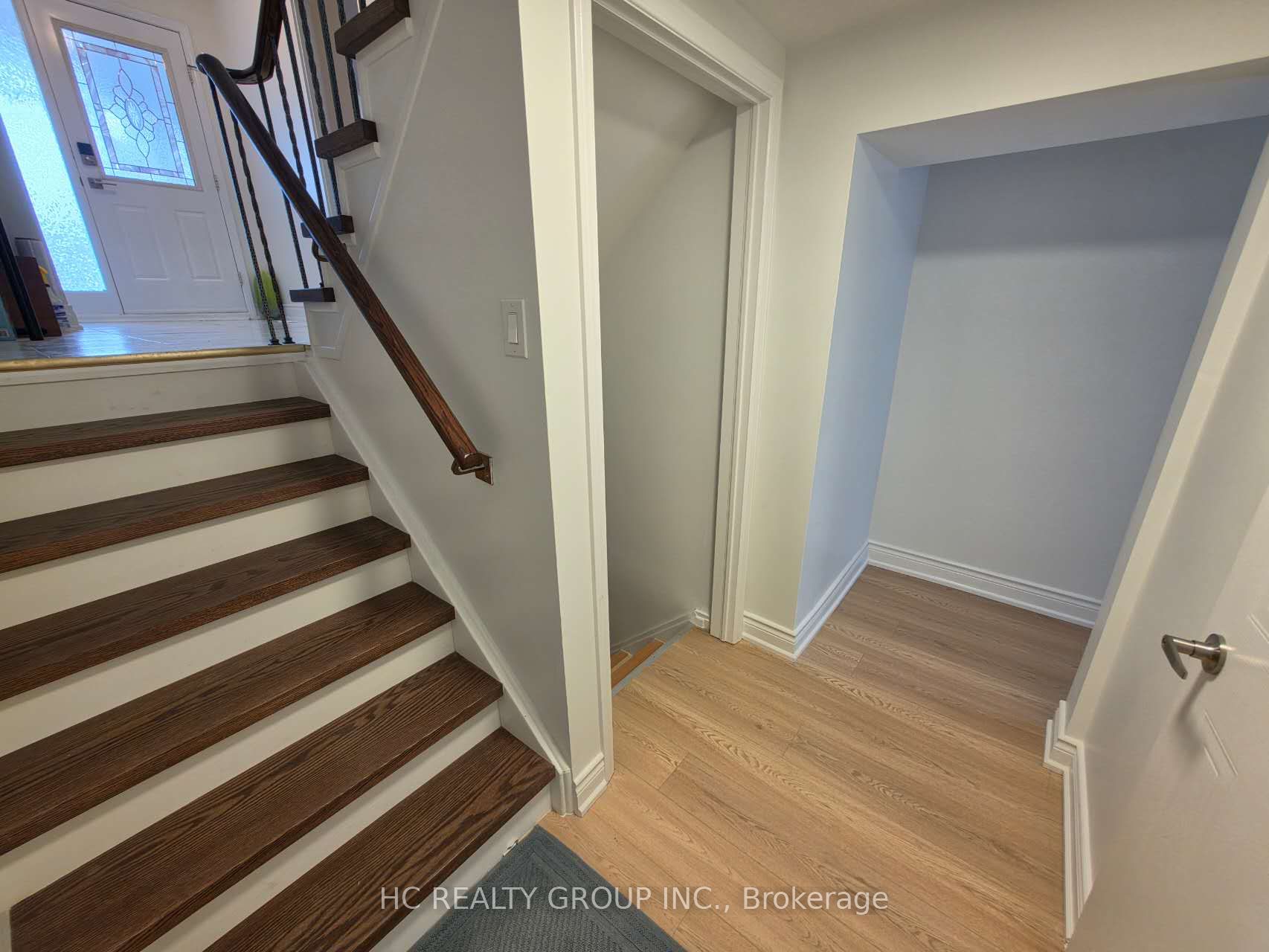 70 Copperwood Square Property Photo 3