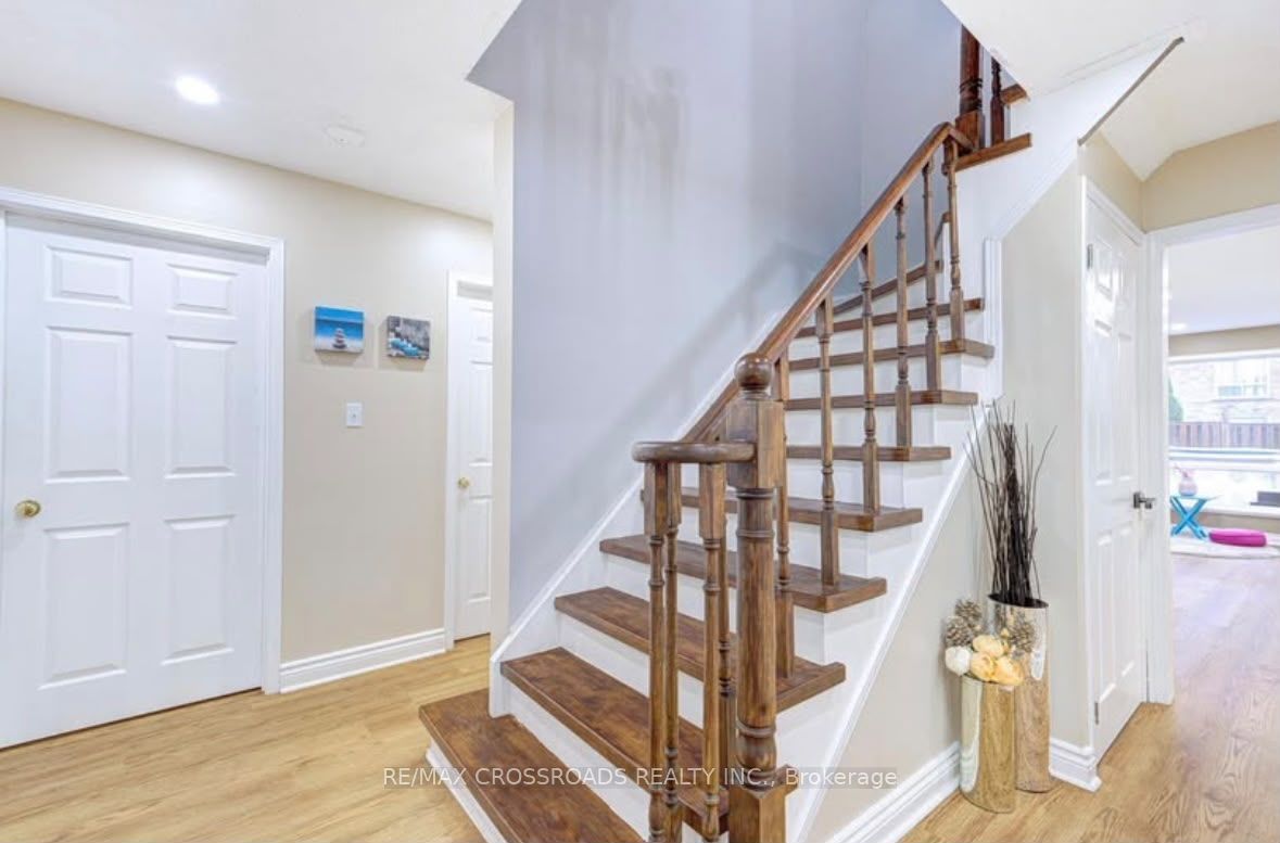 11 Murkar Crescent Property Photo 5