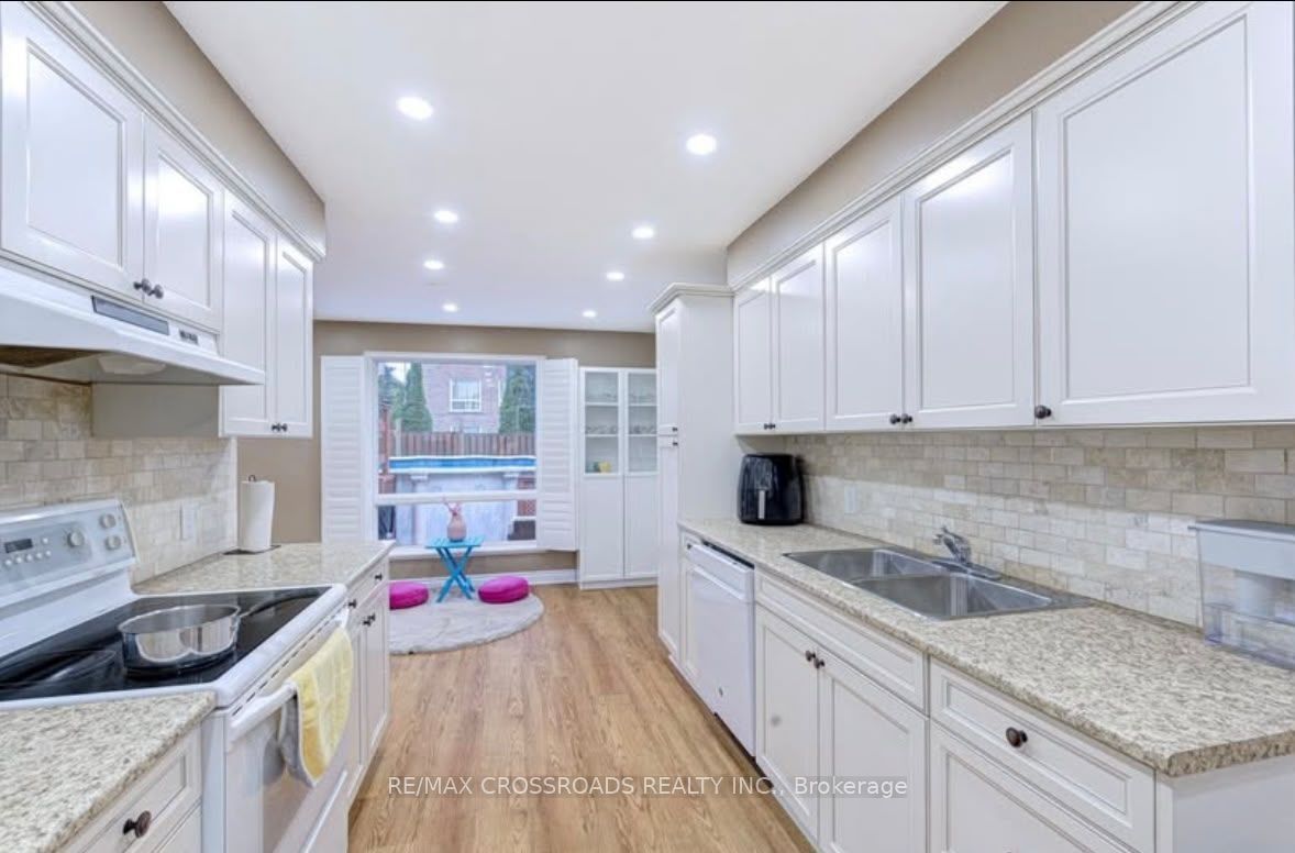 11 Murkar Crescent Property Photo 16