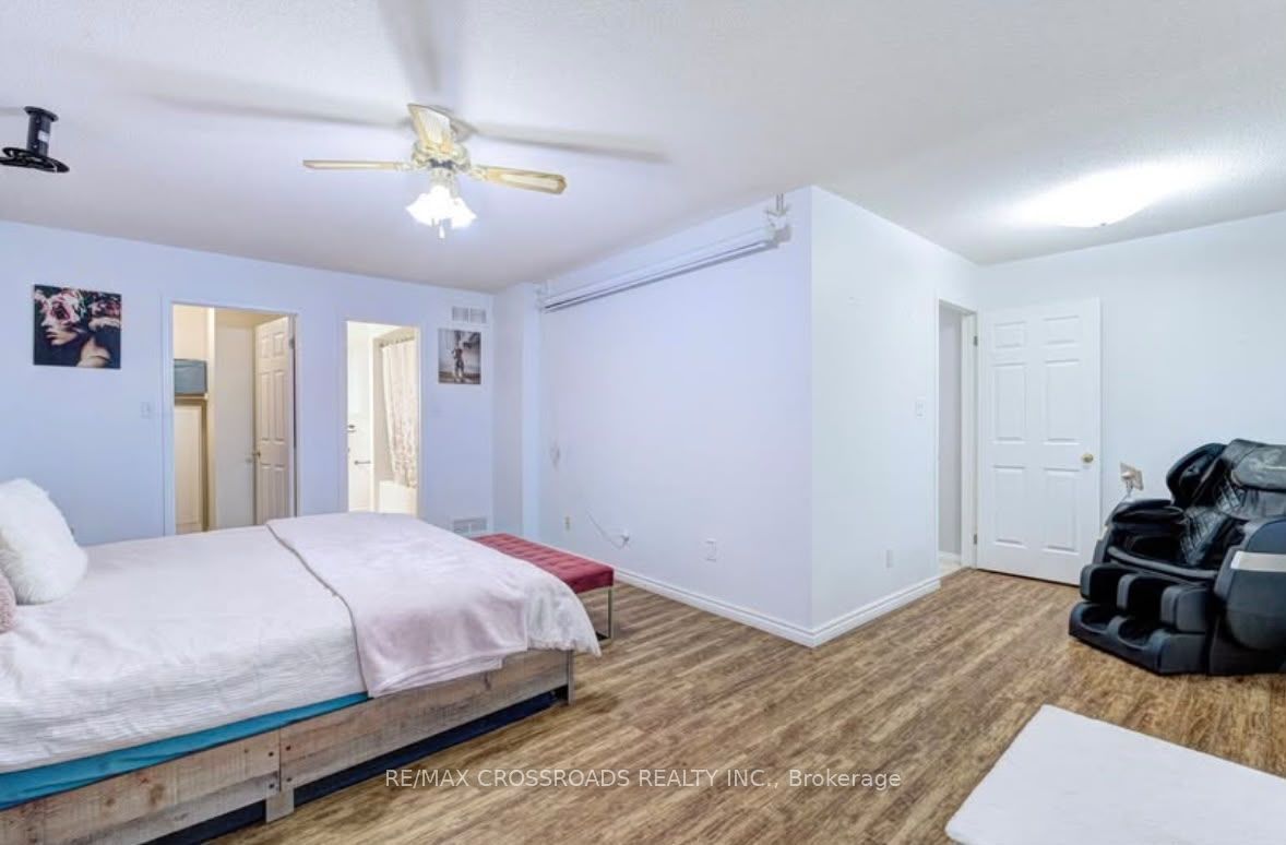 11 Murkar Crescent Property Photo 32